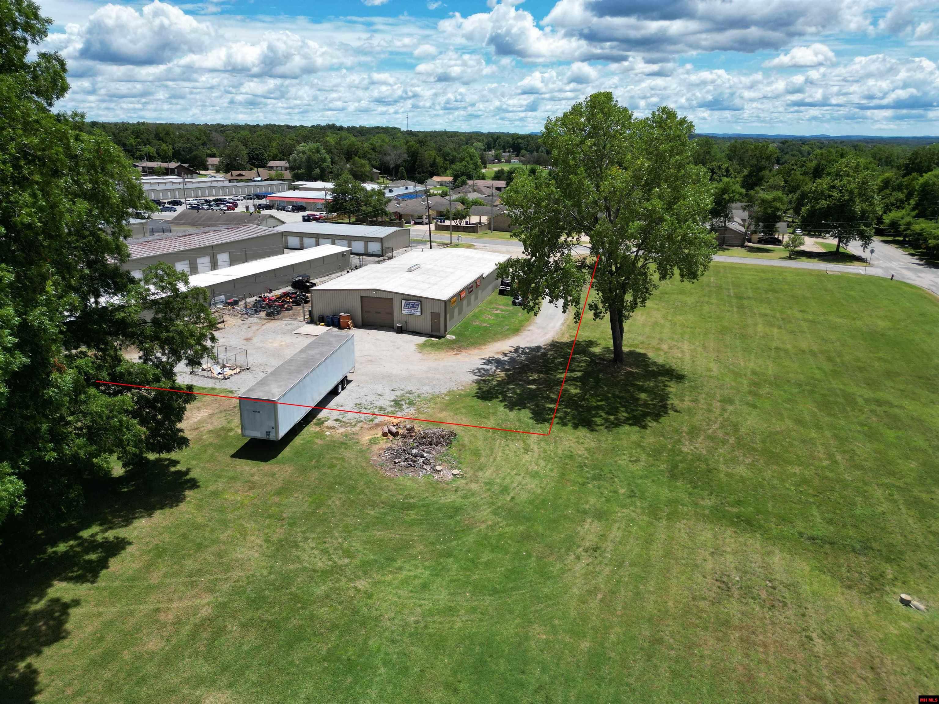 1309 BRADLEY DRIVE Mountain Home, AR