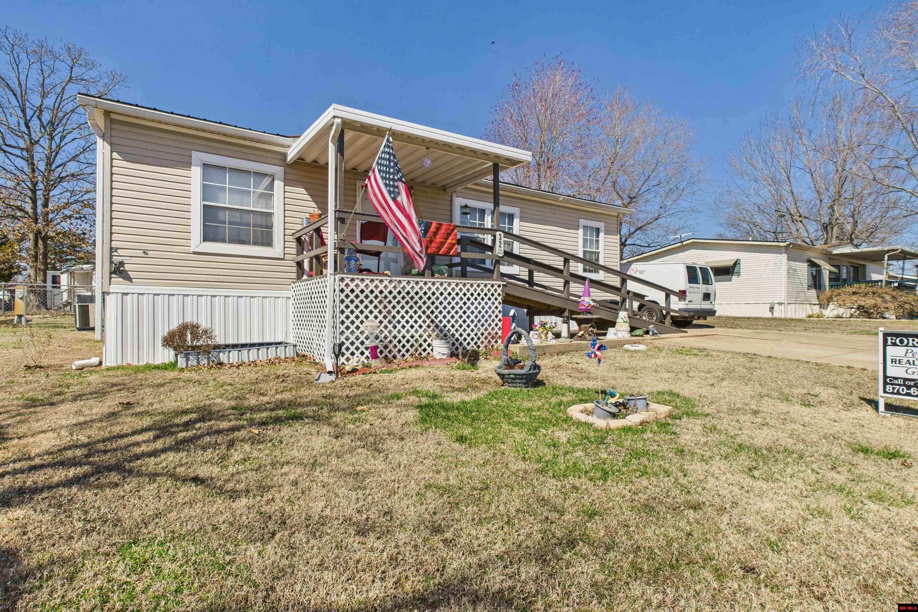 32 HAL DRIVE Mountain Home, AR