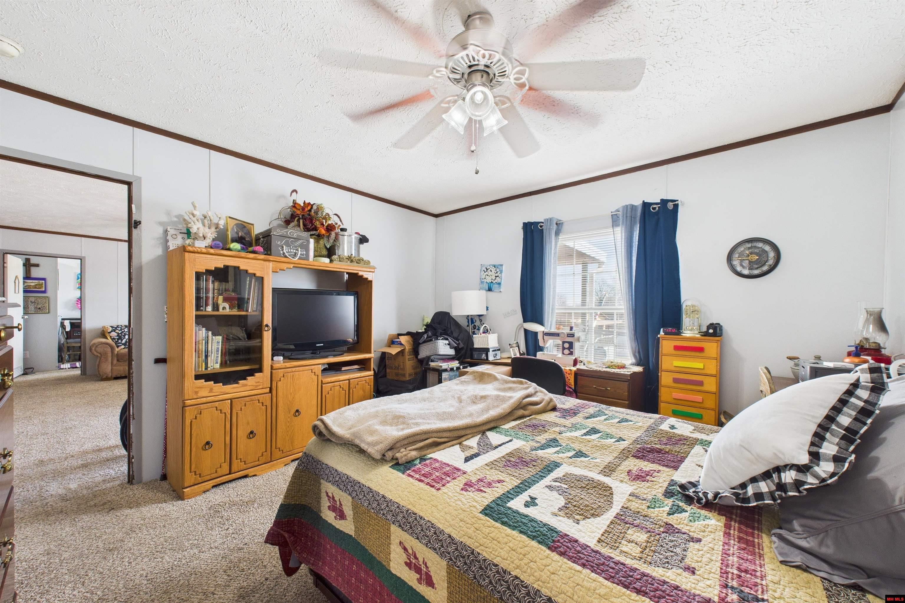 32 HAL DRIVE Mountain Home, AR