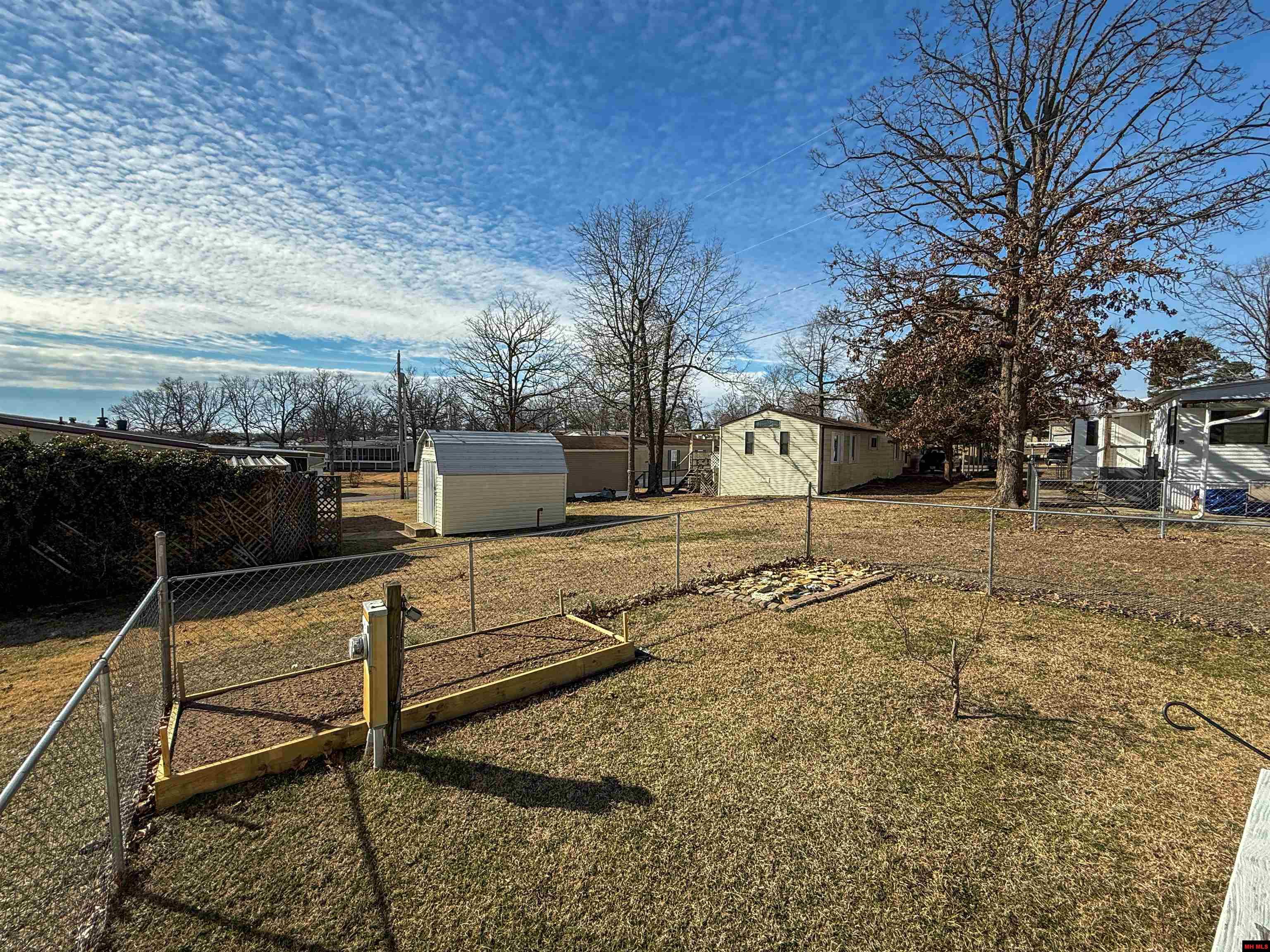 32 HAL DRIVE Mountain Home, AR