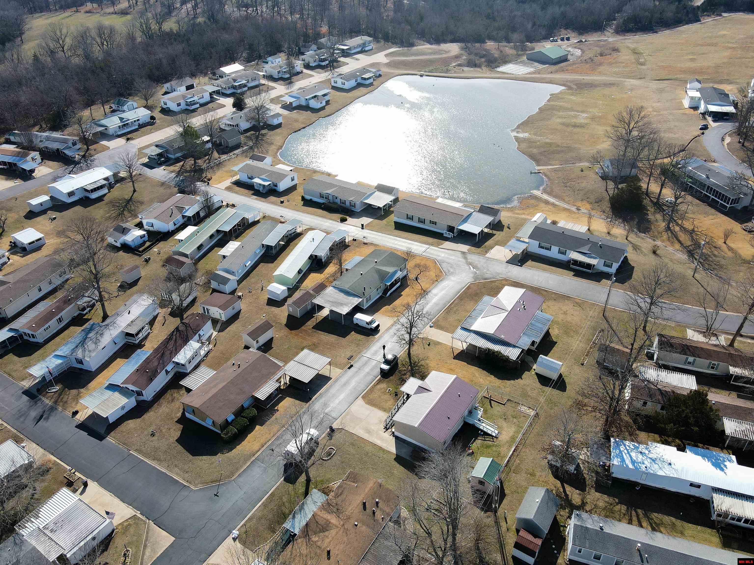 32 HAL DRIVE Mountain Home, AR