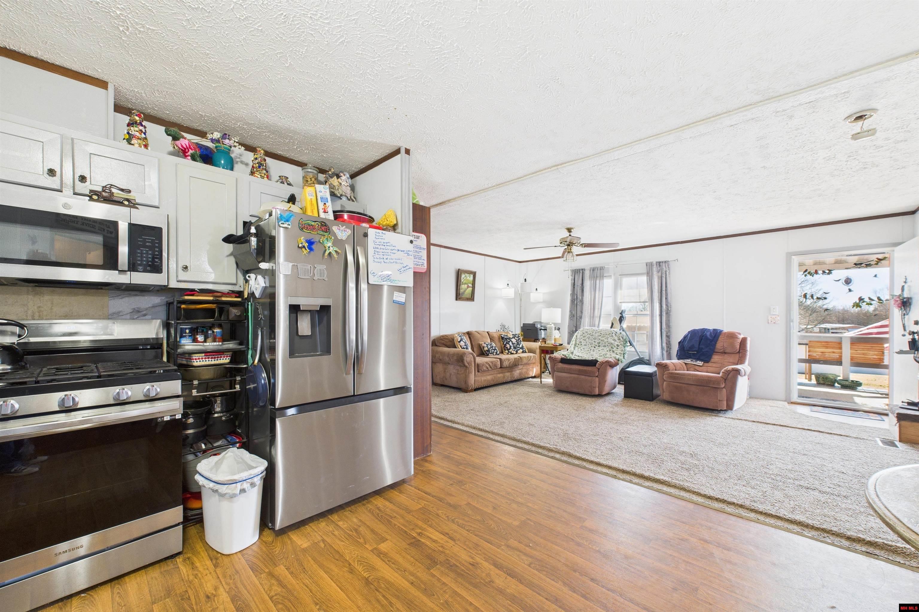 32 HAL DRIVE Mountain Home, AR