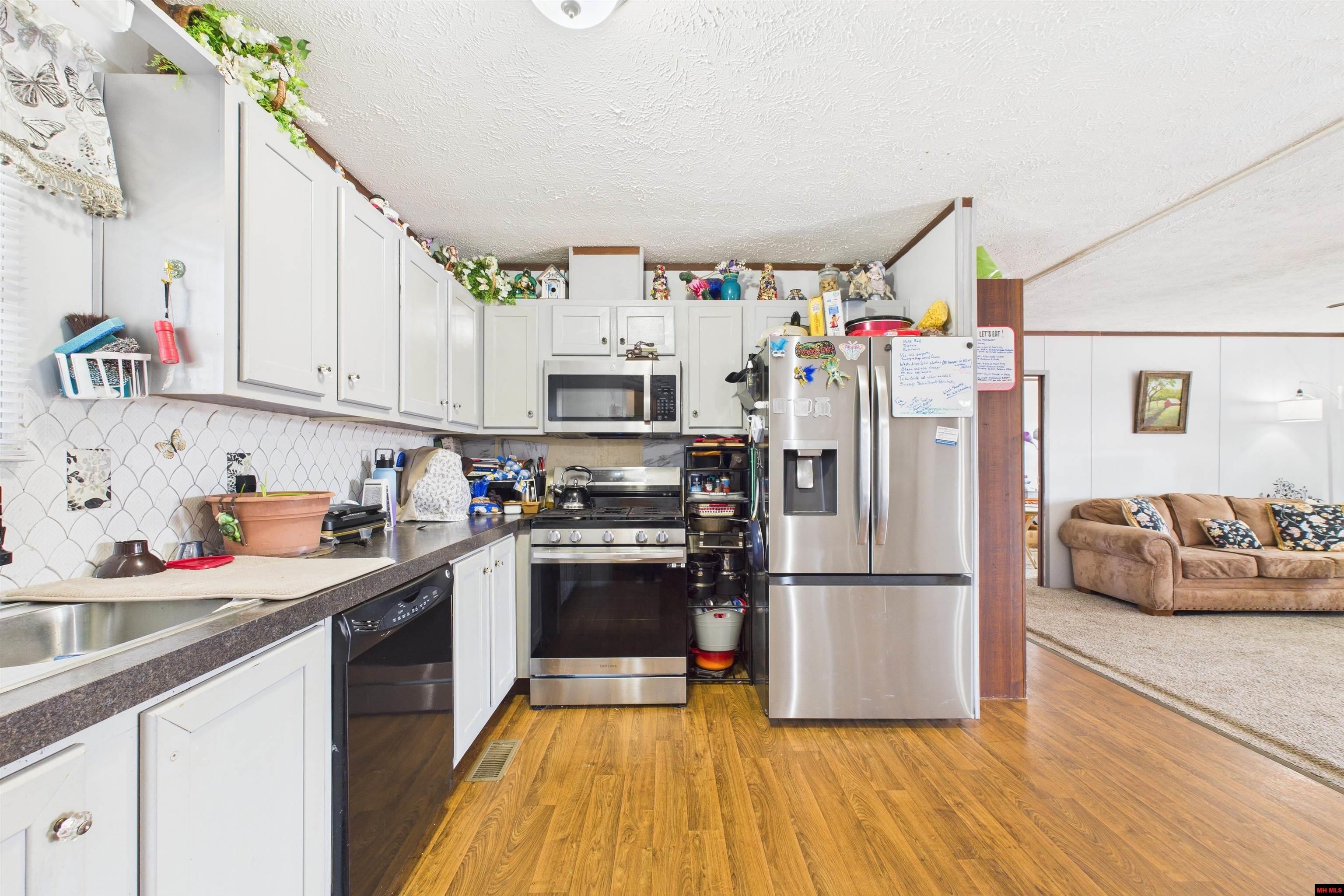 32 HAL DRIVE Mountain Home, AR