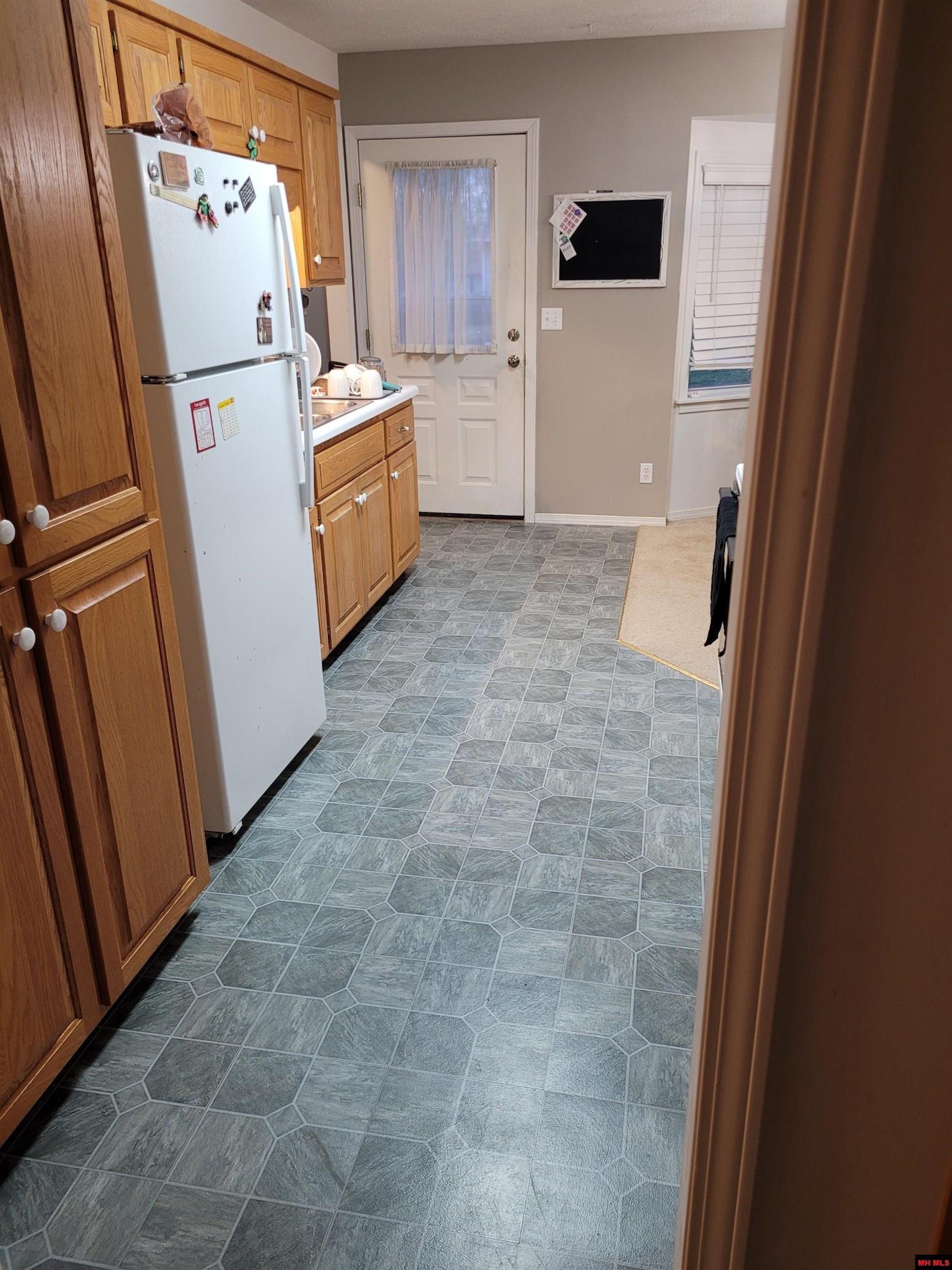 305 WALNUT STREET Flippin, AR