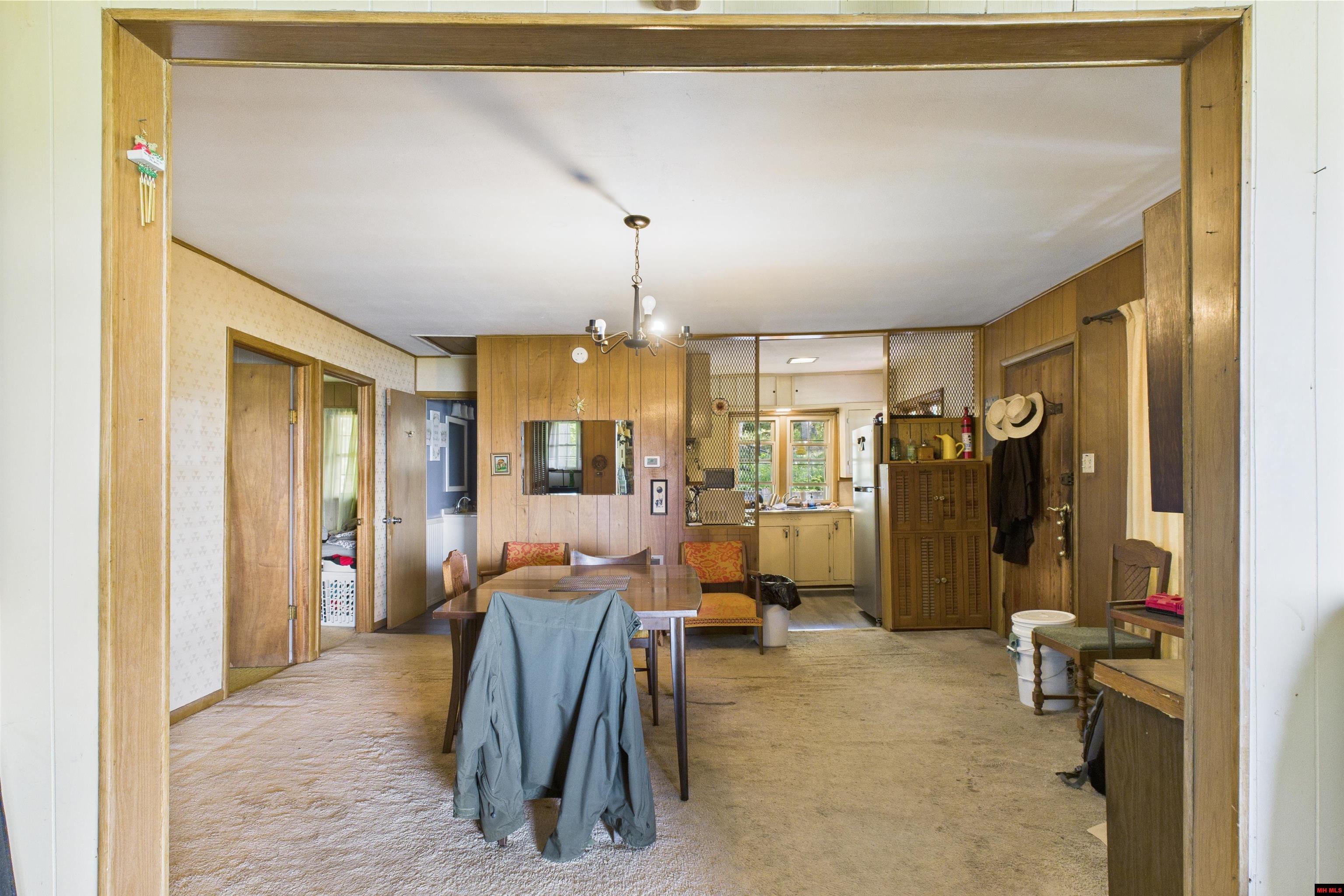 532 McCRACKEN RIDGE ROAD Mountain Home, AR 72653