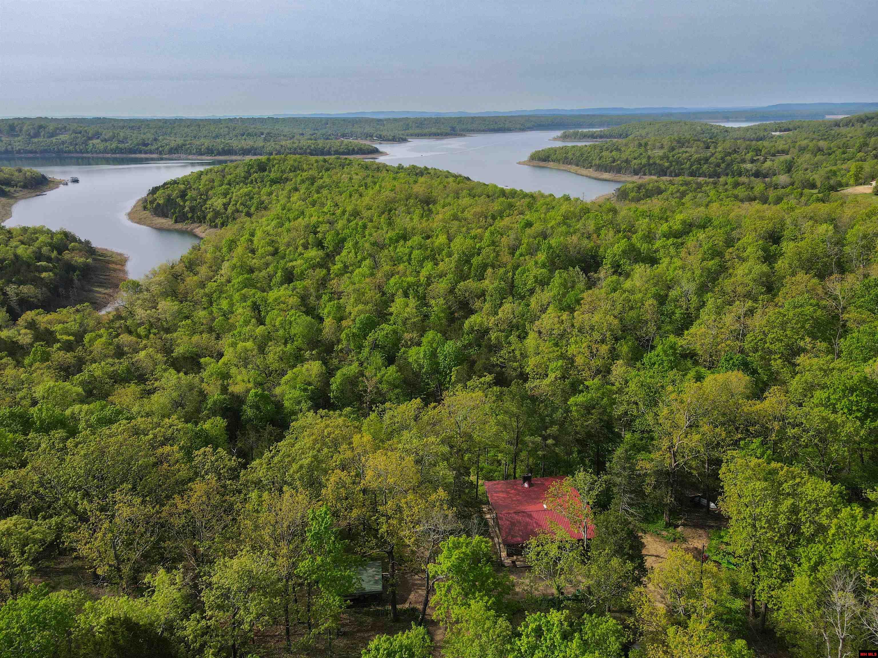 532 McCRACKEN RIDGE ROAD Mountain Home, AR 72653
