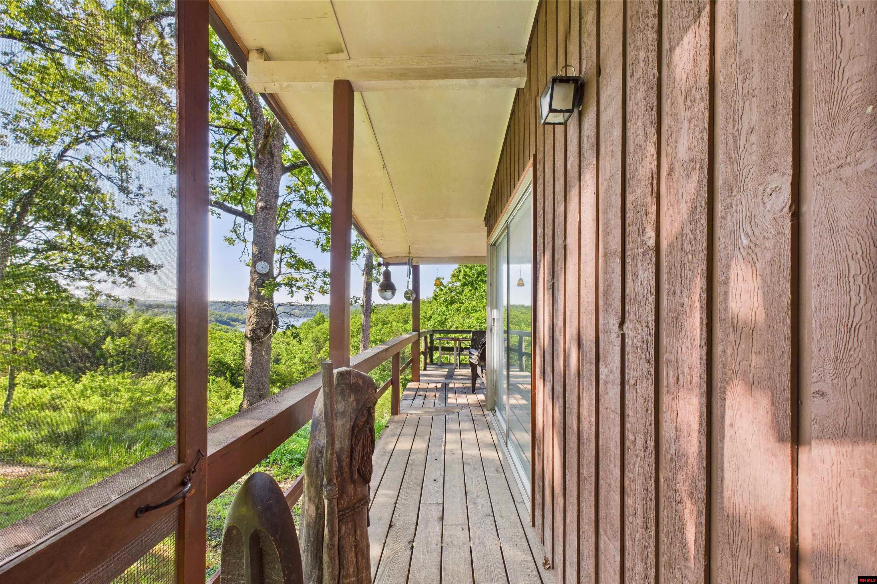 532 McCRACKEN RIDGE ROAD Mountain Home, AR 72653