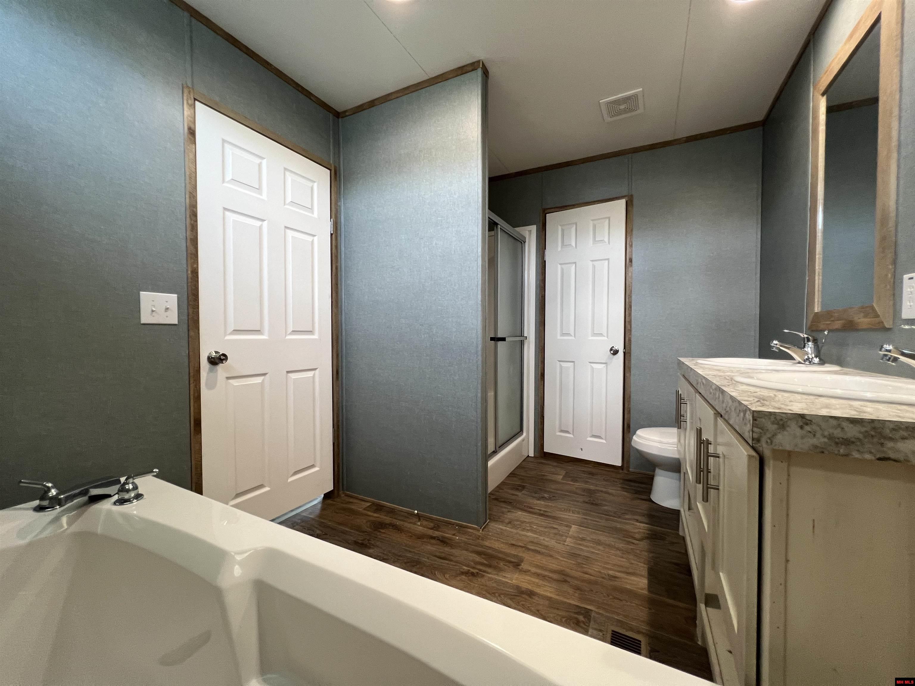 79 ROLLING MEADOWS COURT Mountain Home, AR