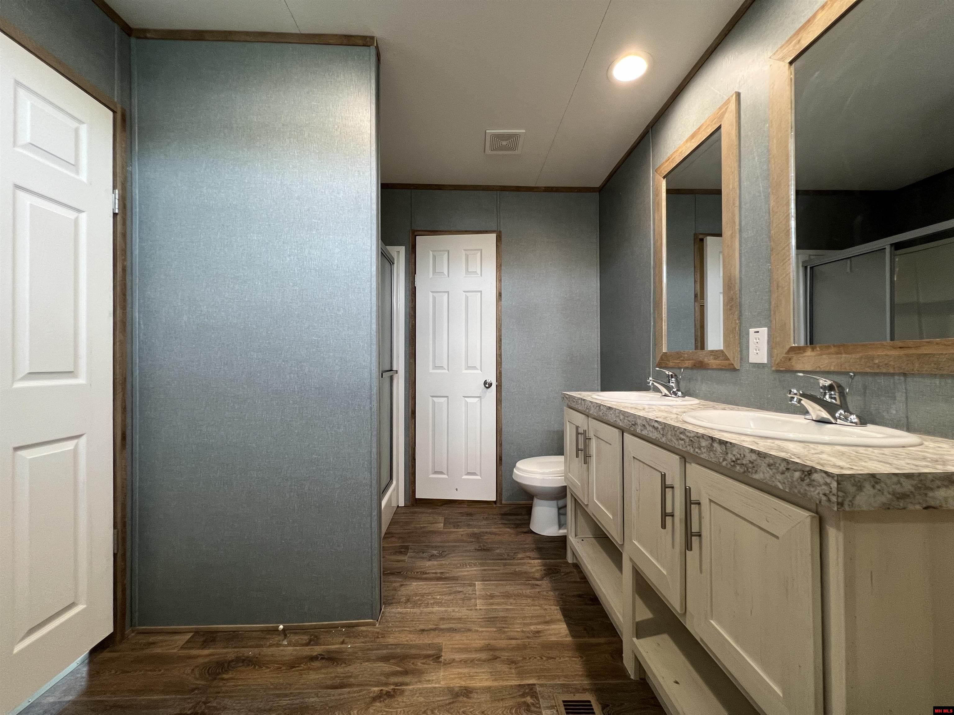 79 ROLLING MEADOWS COURT Mountain Home, AR