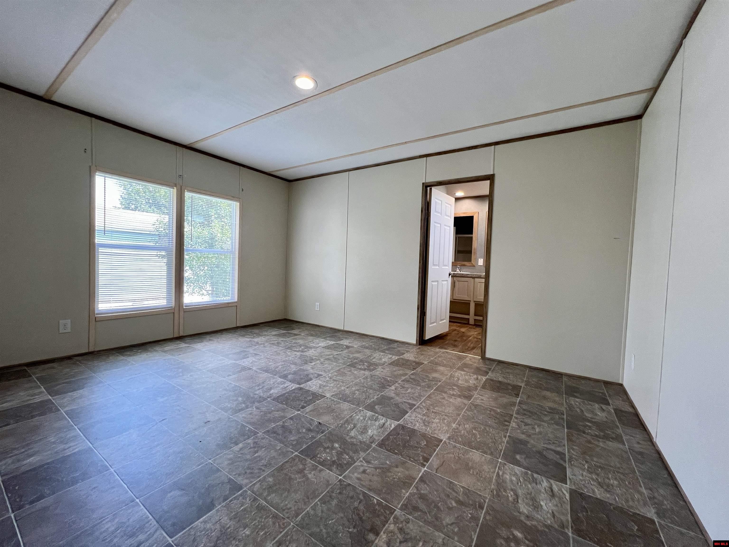 79 ROLLING MEADOWS COURT Mountain Home, AR