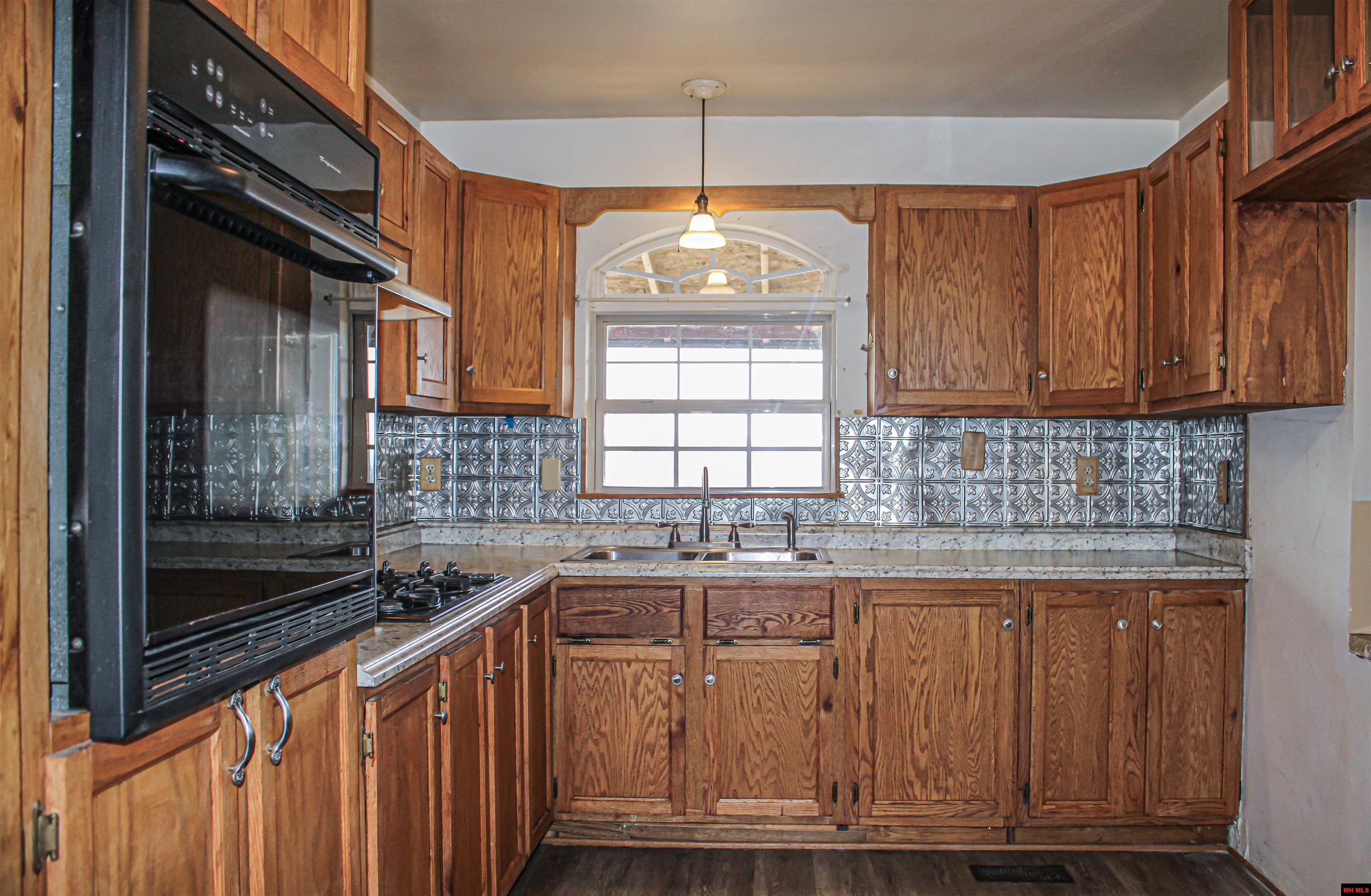 259 MC 3063 Yellville, AR 72687