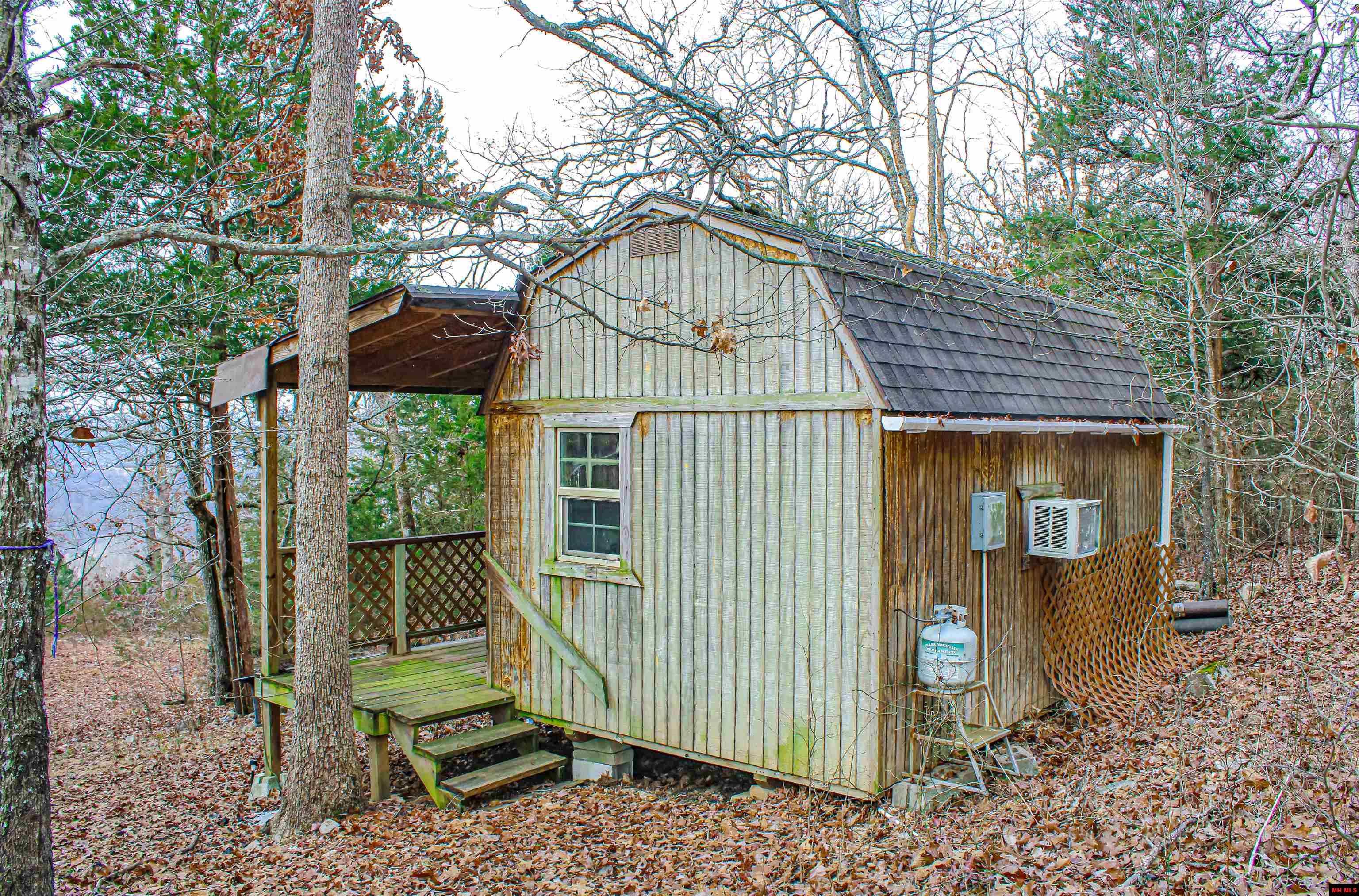 259 MC 3063 Yellville, AR 72687