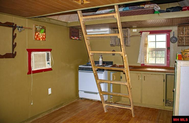 259 MC 3063 Yellville, AR 72687