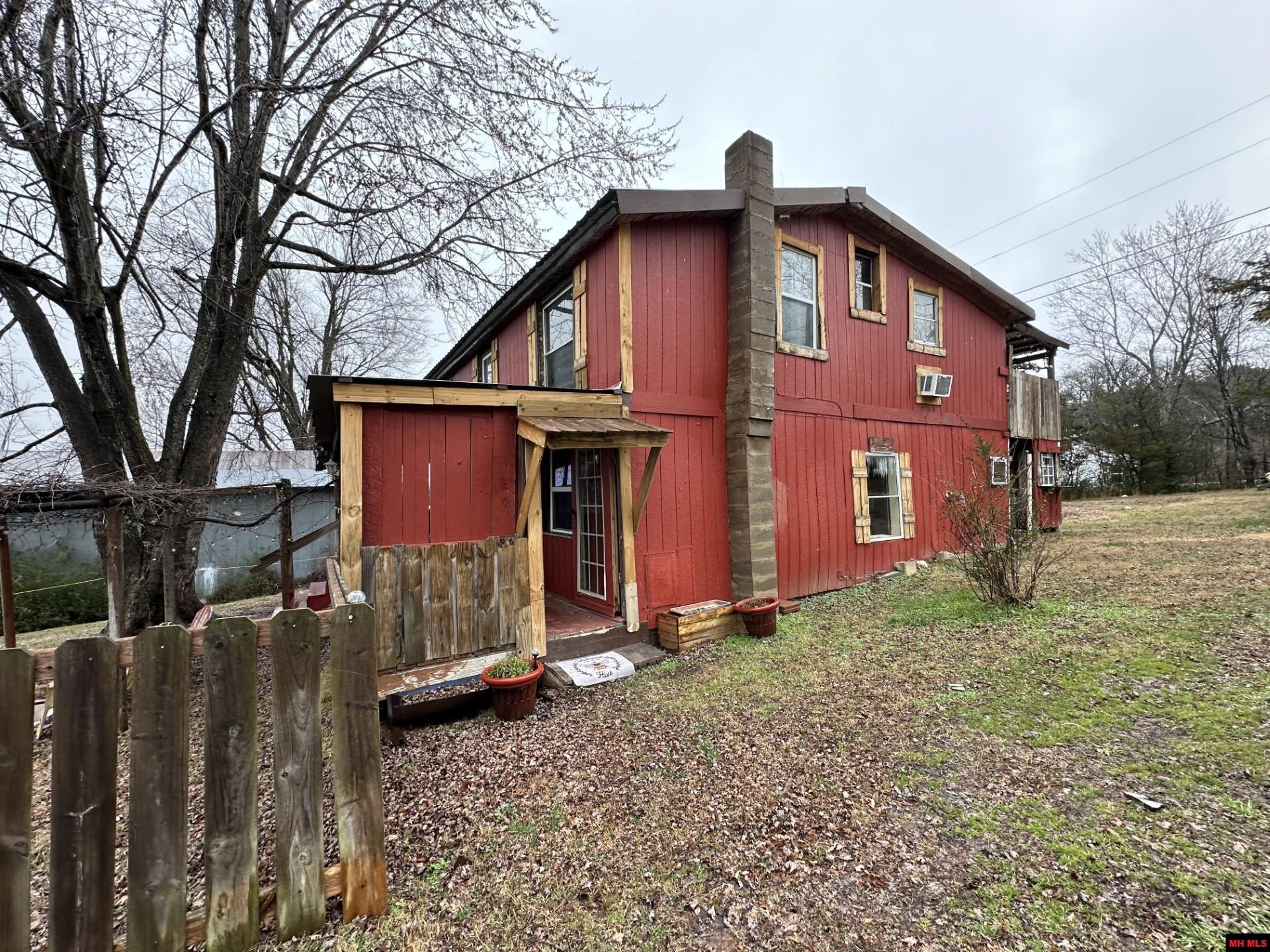 8413 SAGAMORE LOOP Harrison, AR