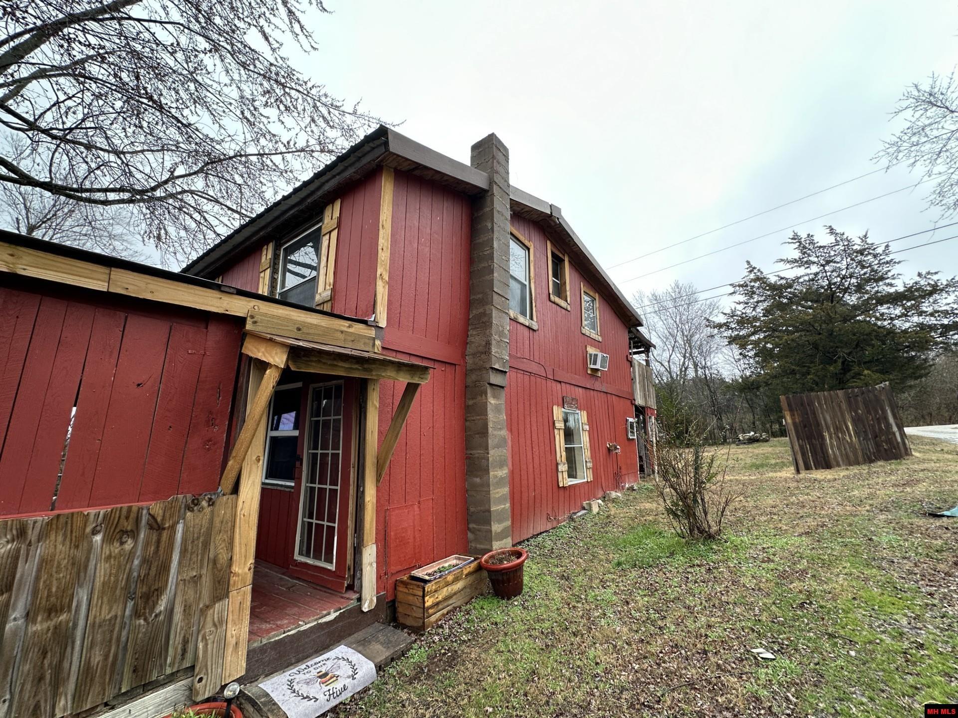 8413 SAGAMORE LOOP Harrison, AR
