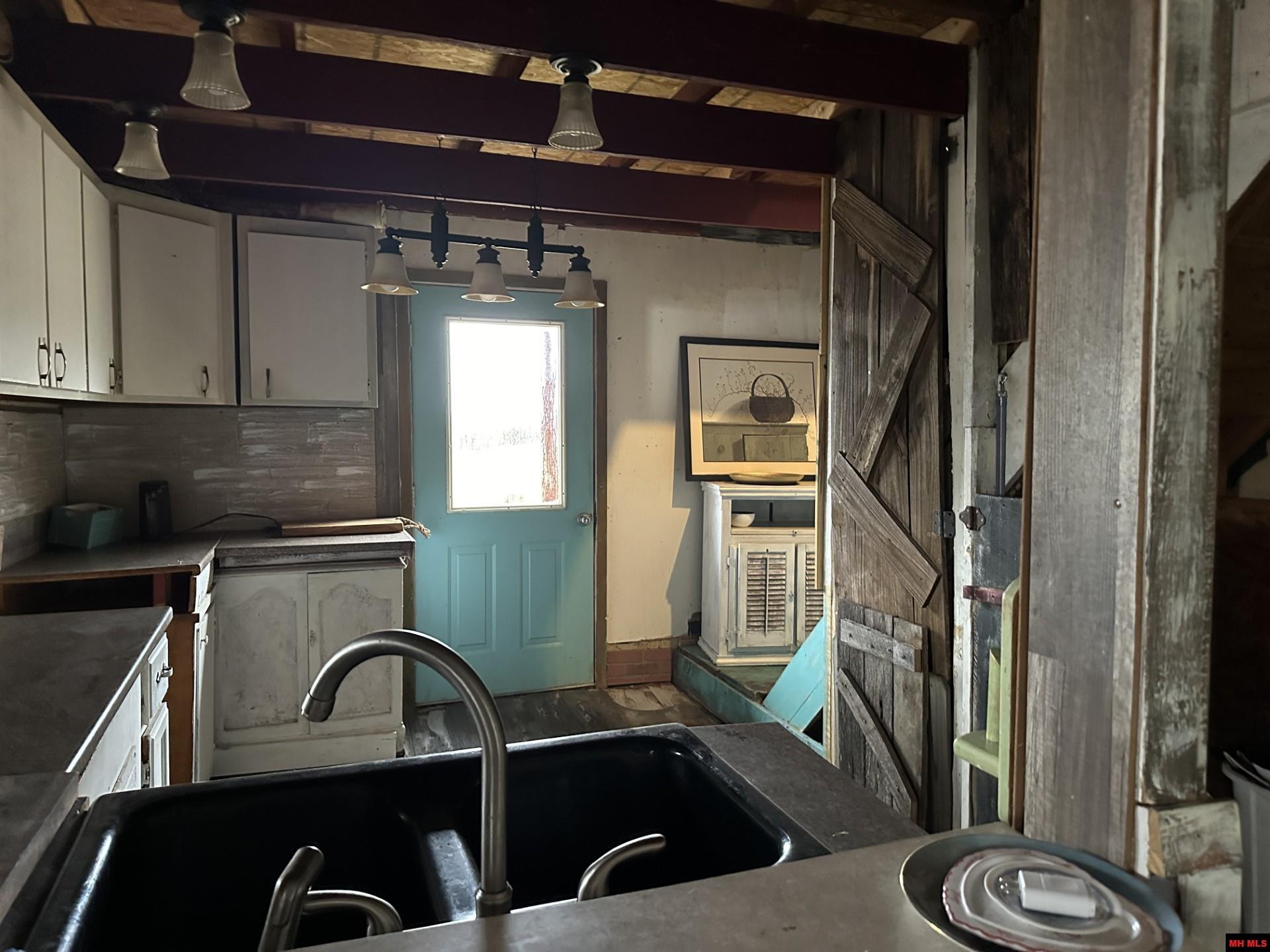 8413 SAGAMORE LOOP Harrison, AR