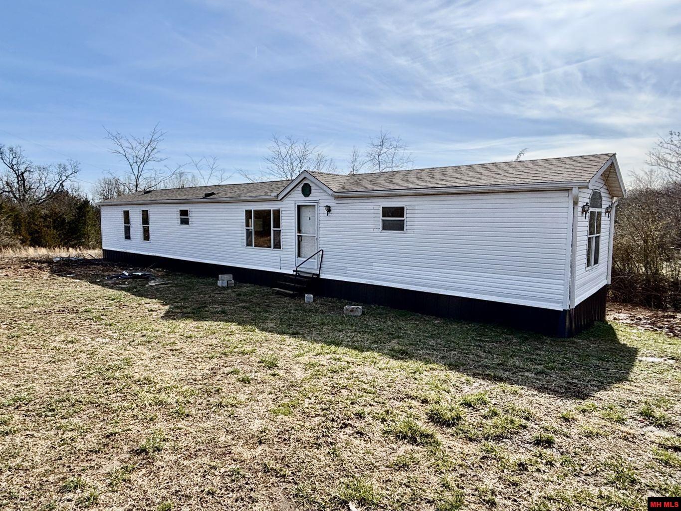 7254 LaCROSSE ROAD Violet Hill, AR