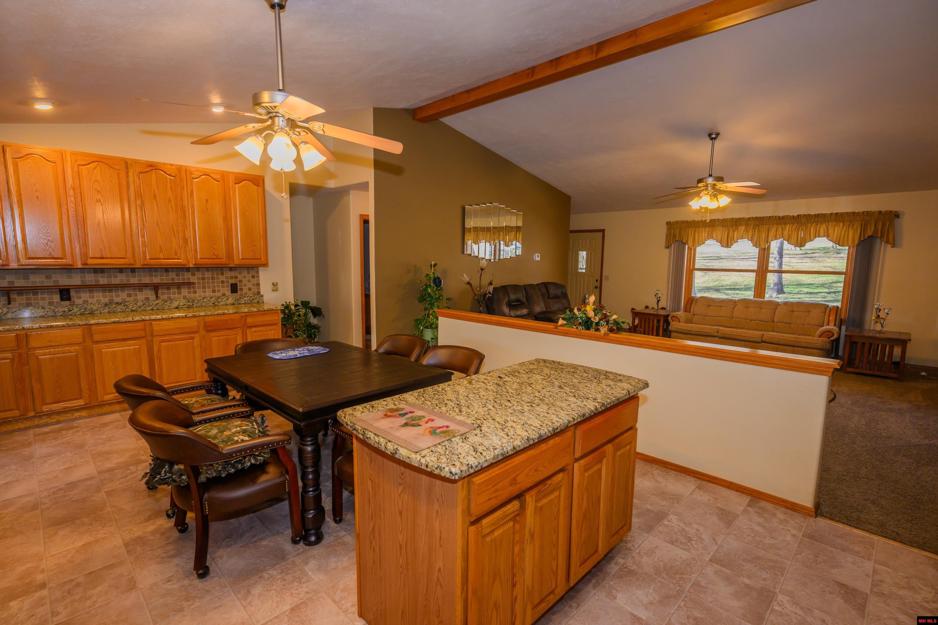 719 LEATHERSTOCKING TRAIL Mountain Home, AR
