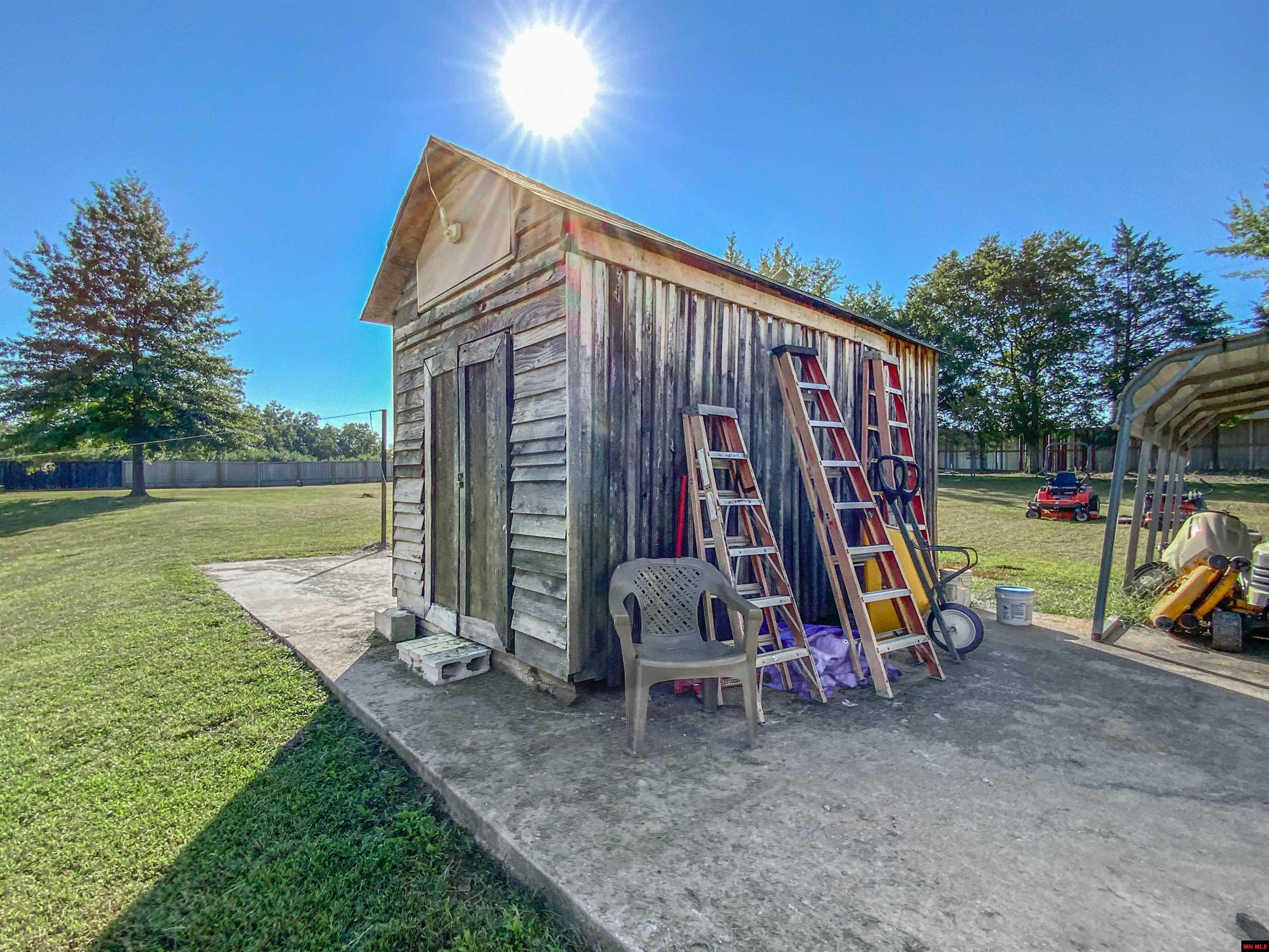 121 CRANE STREET Flippin, AR