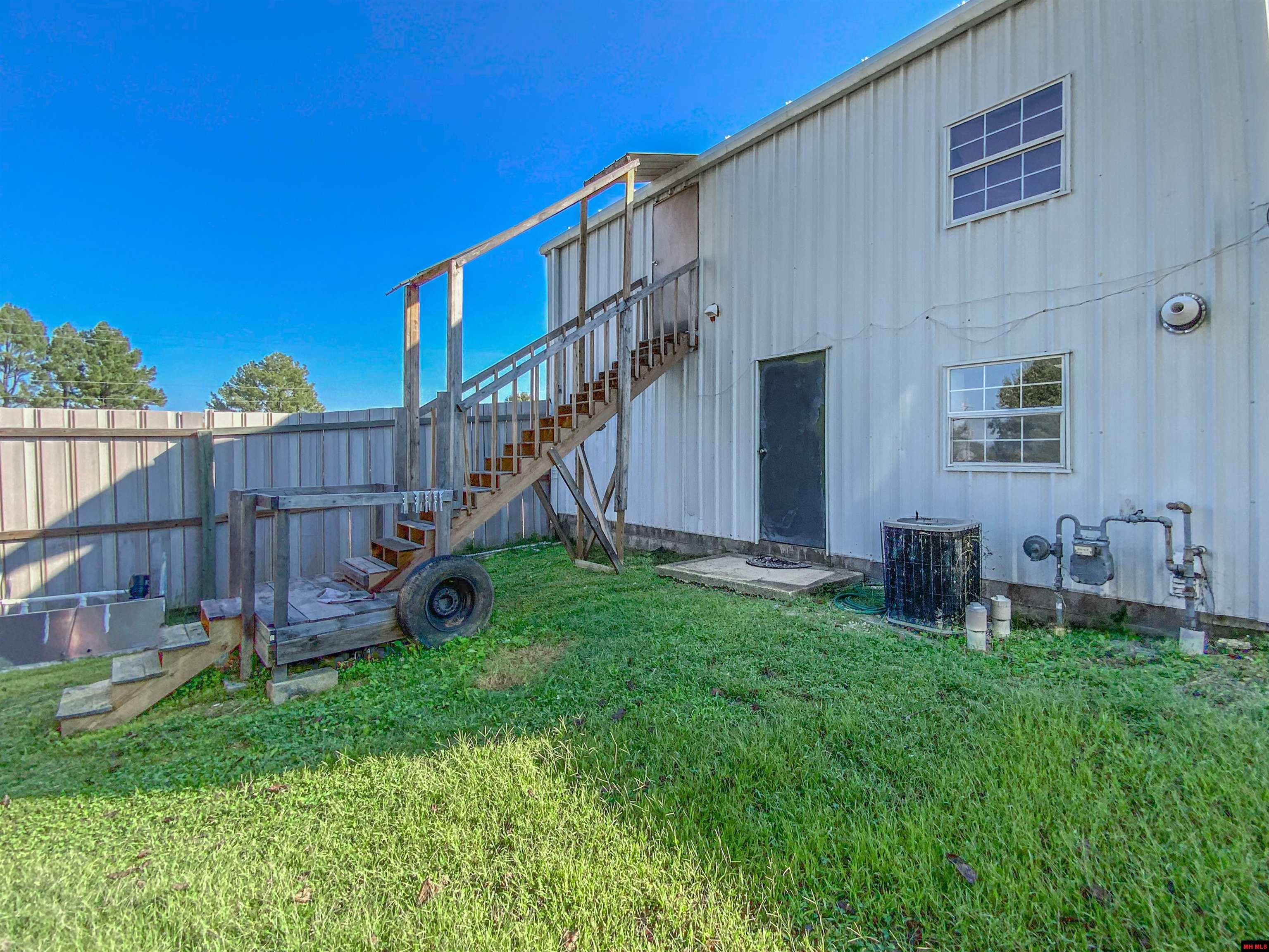 121 CRANE STREET Flippin, AR