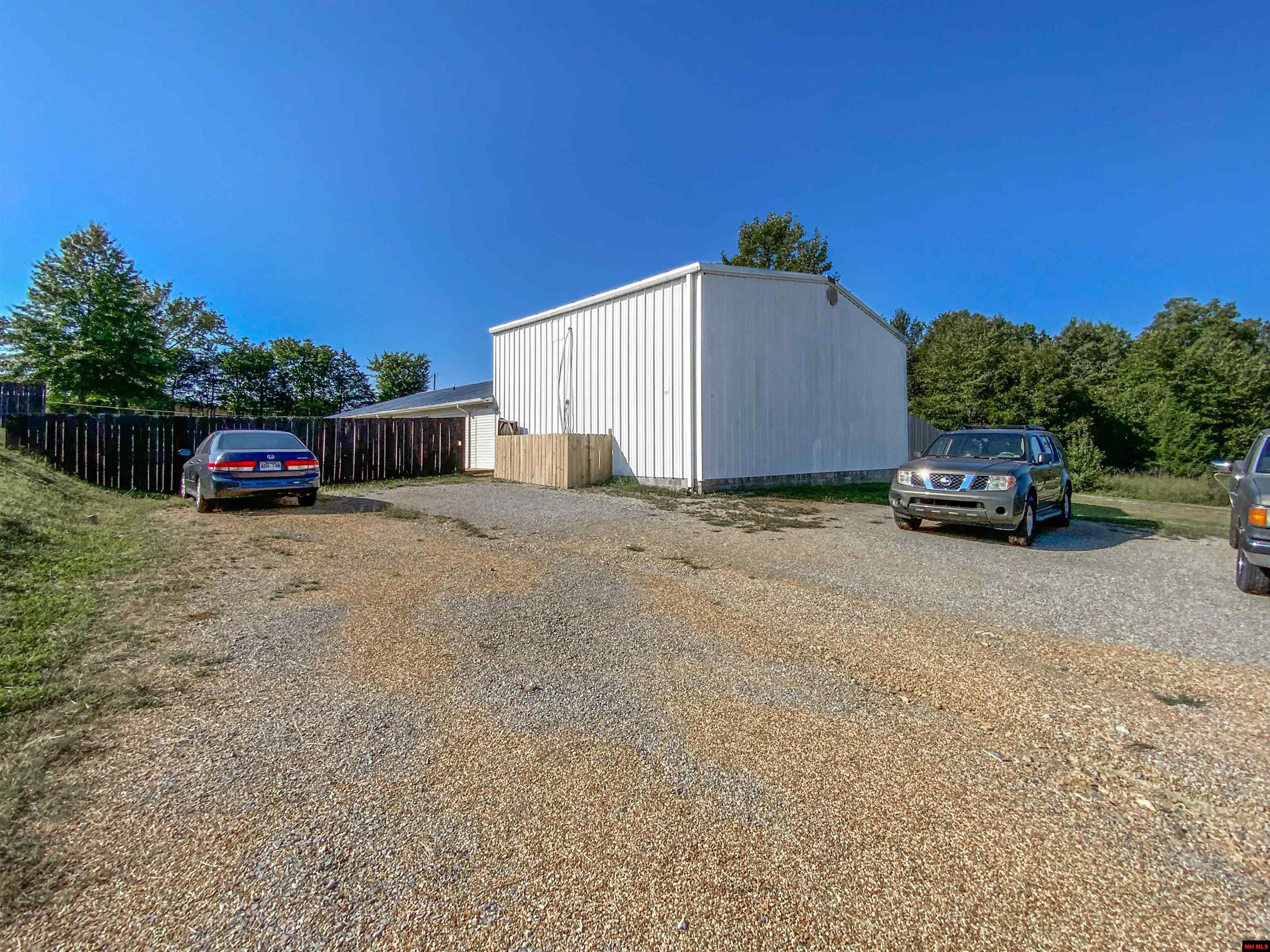 121 CRANE STREET Flippin, AR
