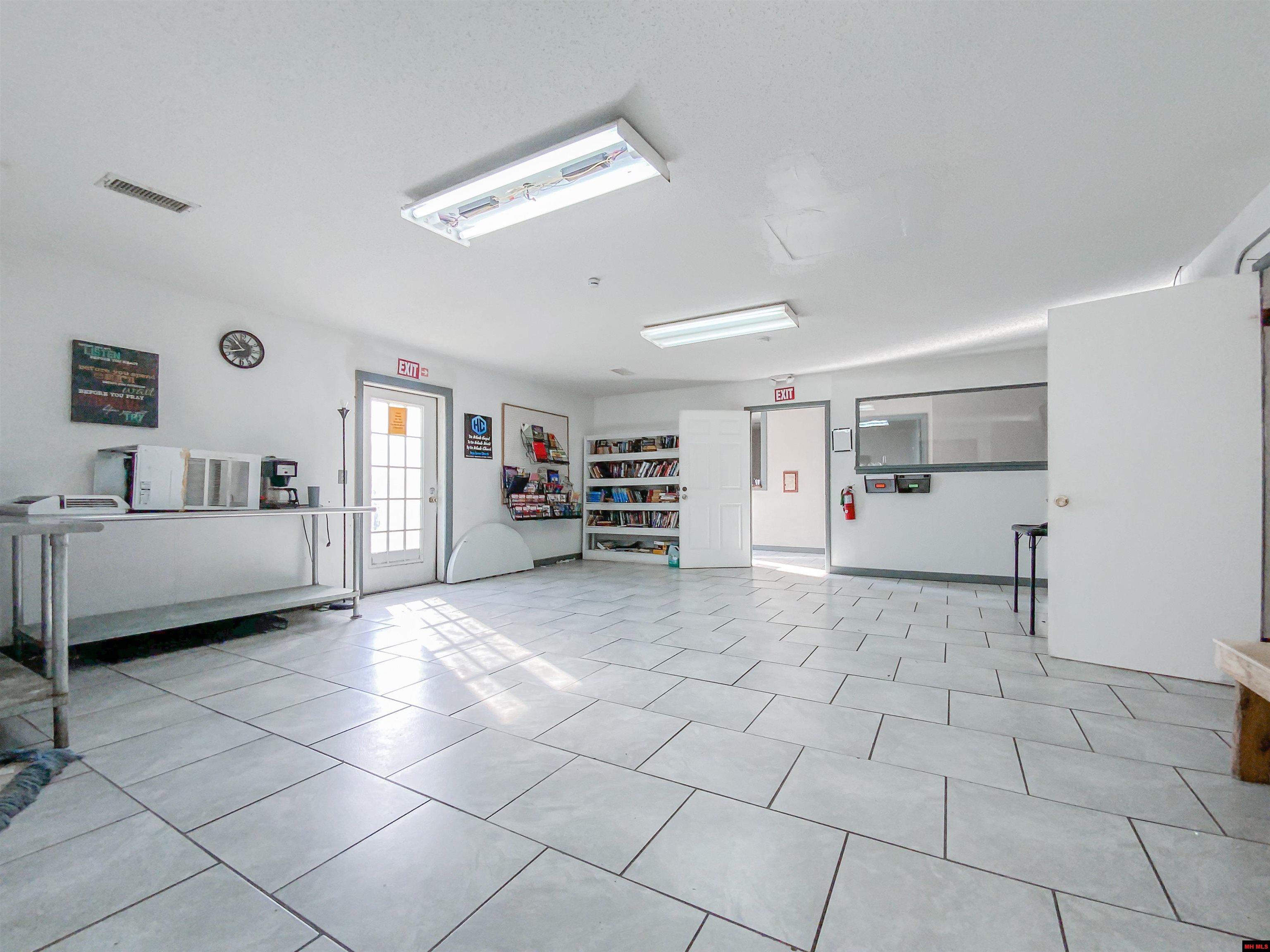 121 CRANE STREET Flippin, AR