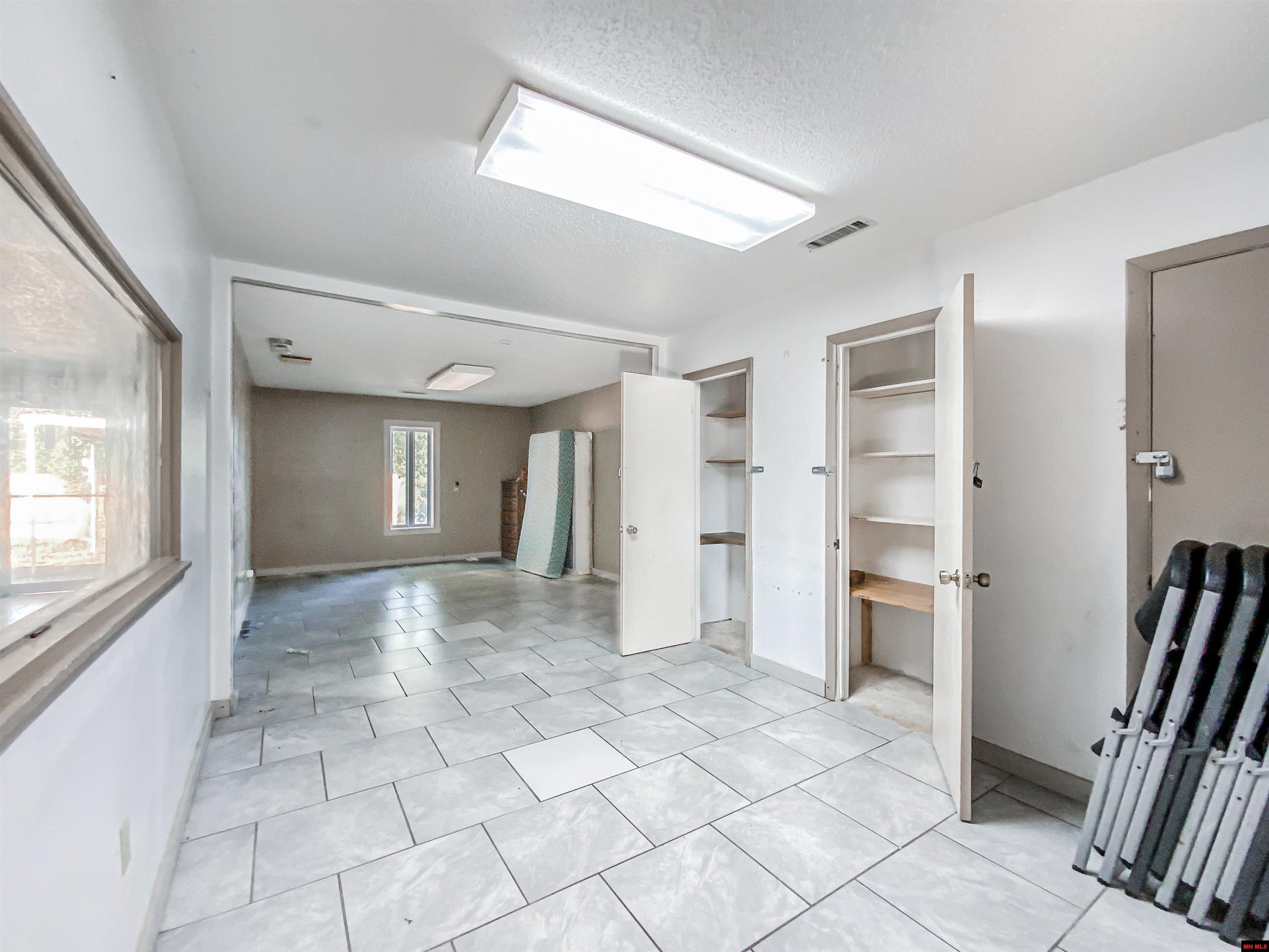 121 CRANE STREET Flippin, AR