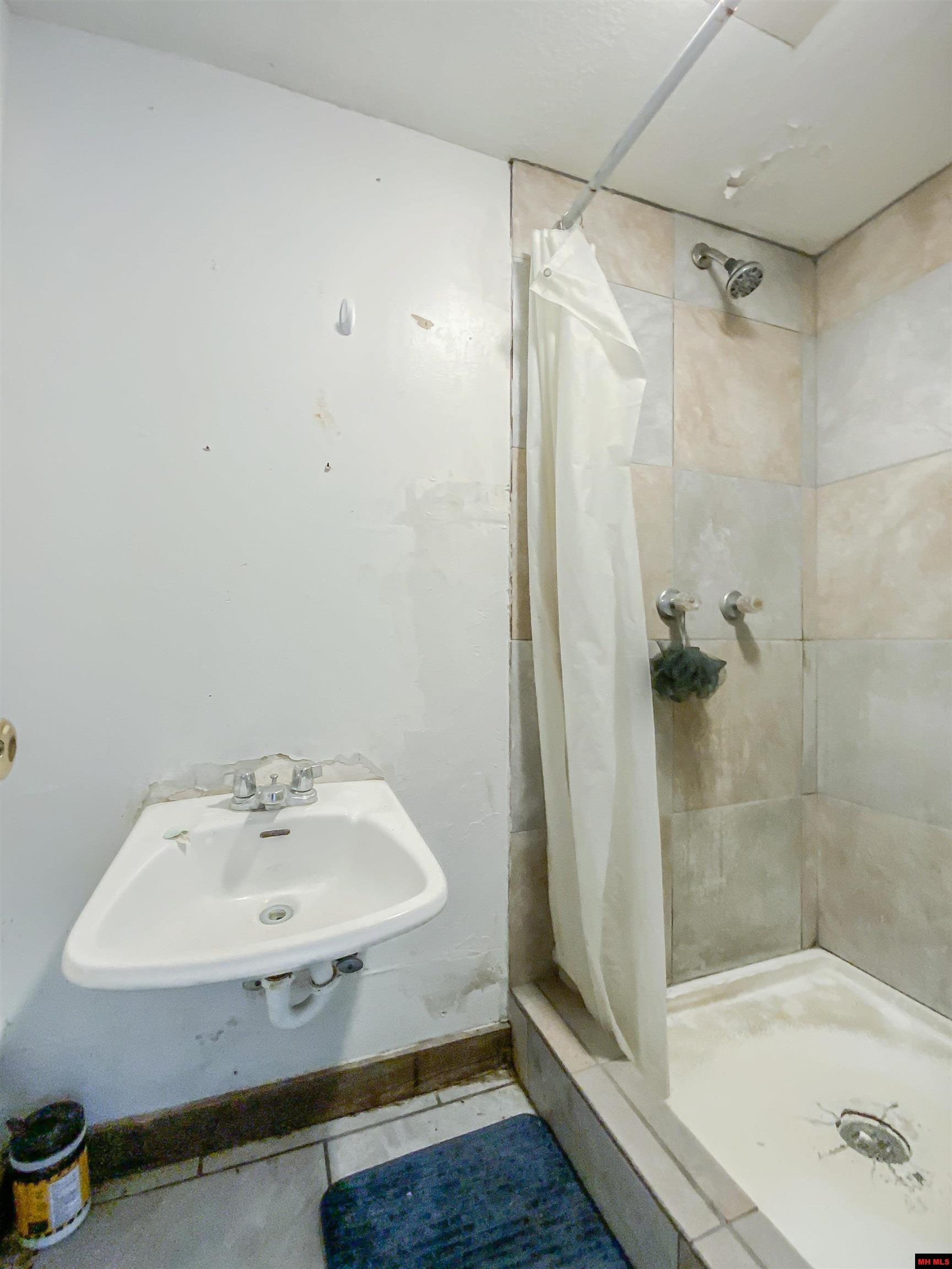 121 CRANE STREET Flippin, AR