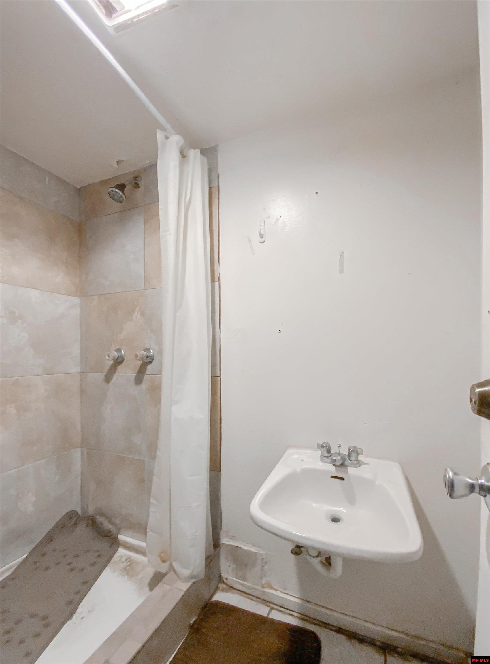 121 CRANE STREET Flippin, AR