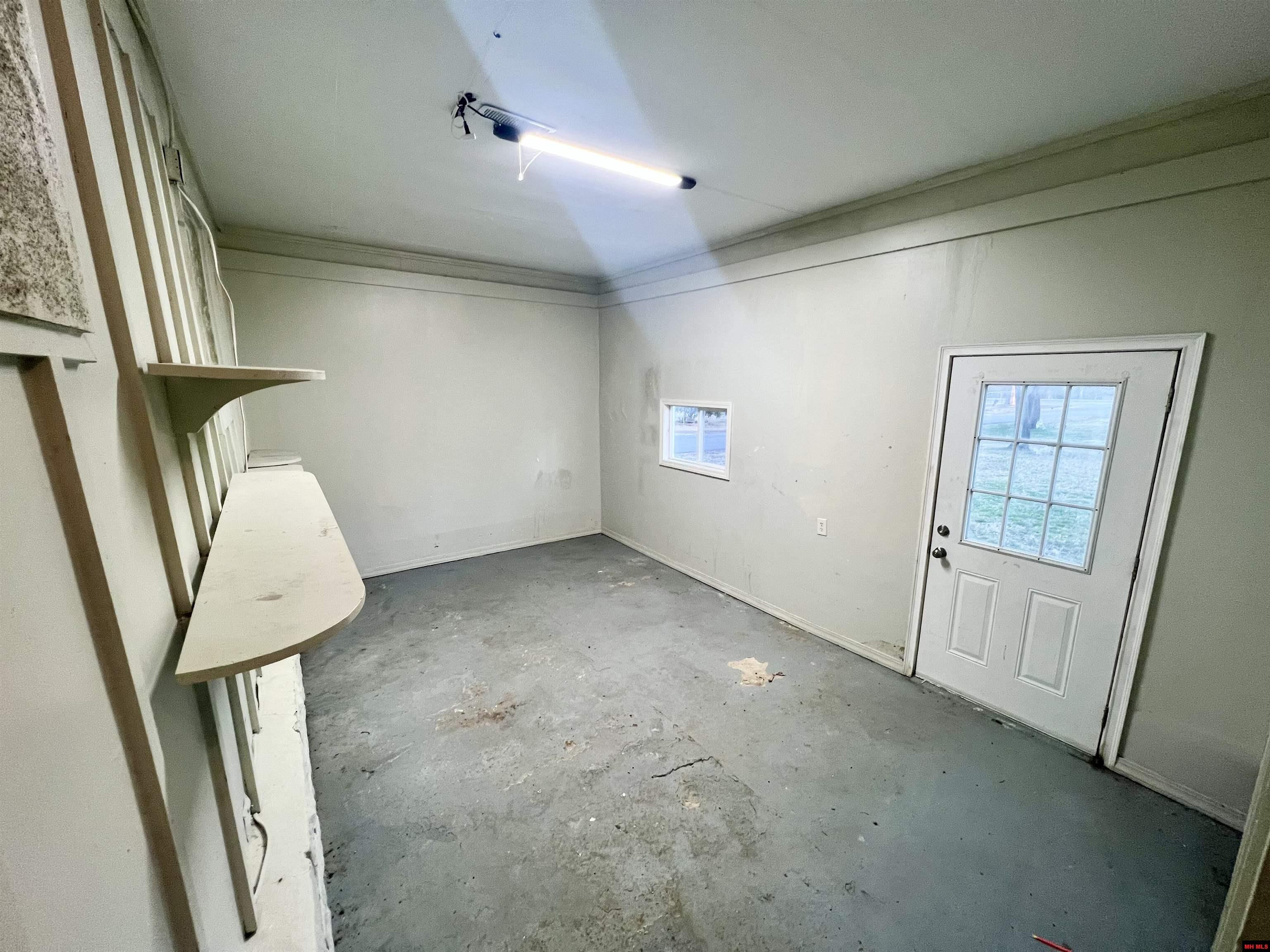 159 MONROE STREET Cotter, AR