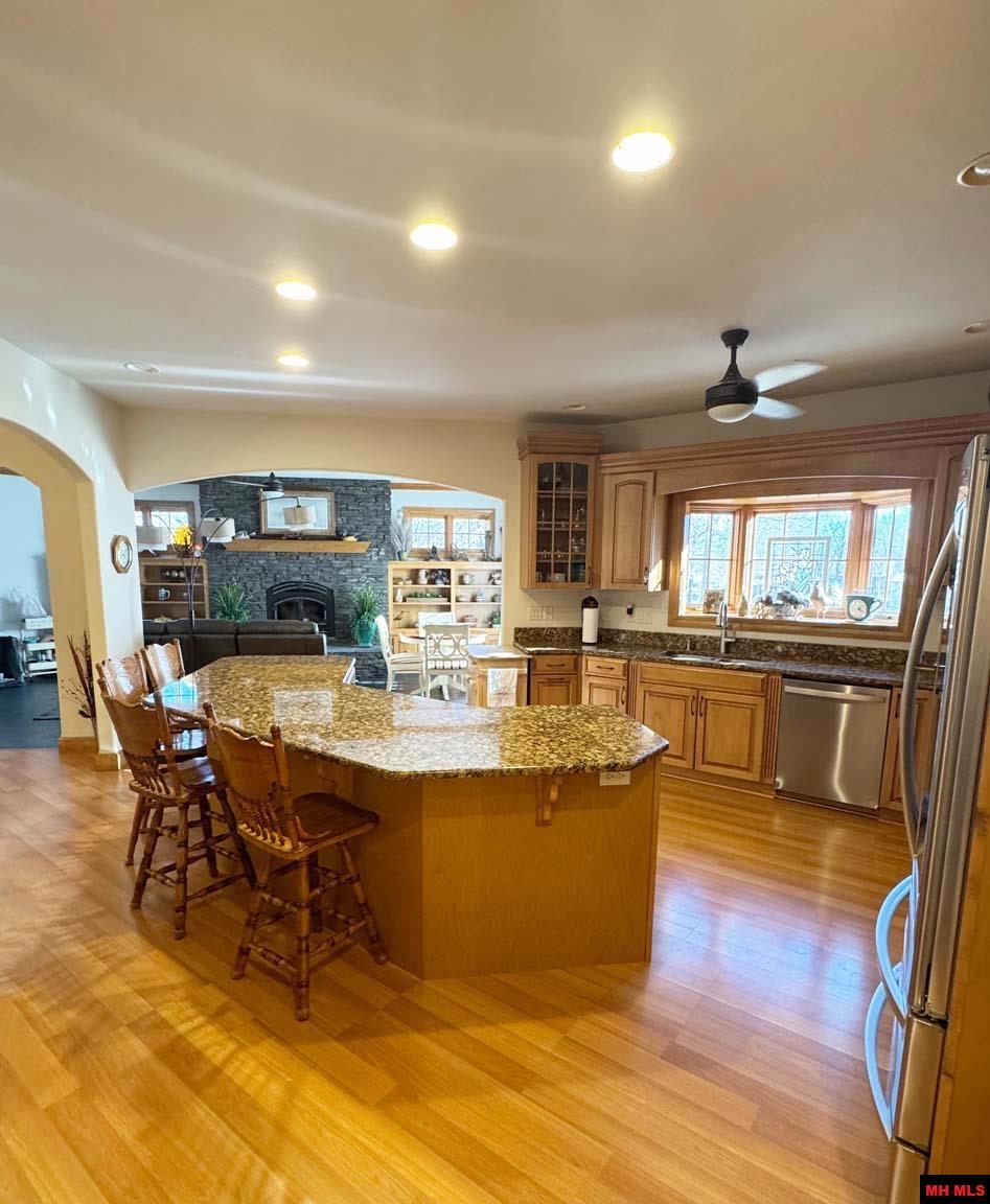 960 PEBBLECREEK DRIVE Mountain Home, AR