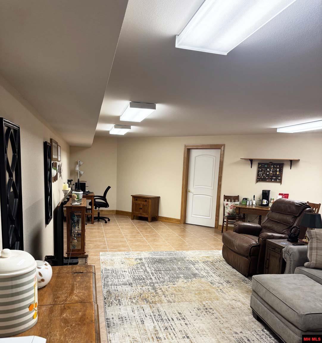 960 PEBBLECREEK DRIVE Mountain Home, AR