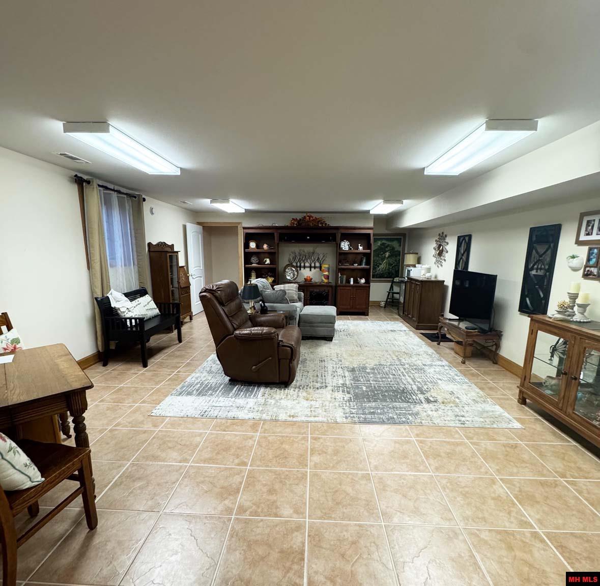 960 PEBBLECREEK DRIVE Mountain Home, AR
