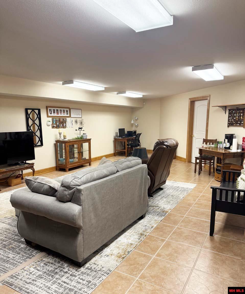 960 PEBBLECREEK DRIVE Mountain Home, AR