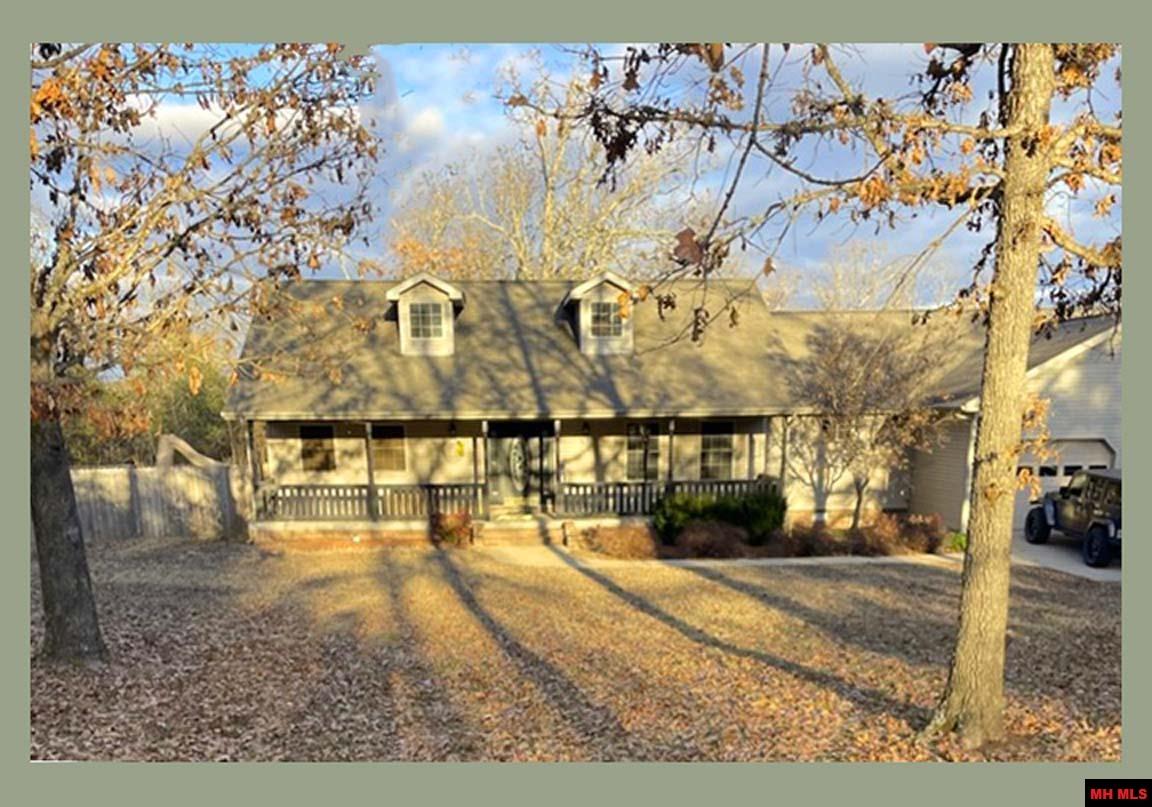 1395 BLUE WING ROAD Mountain Home, AR