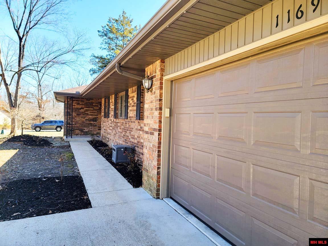 1169 PEBBLECREEK DRIVE Mountain Home, AR