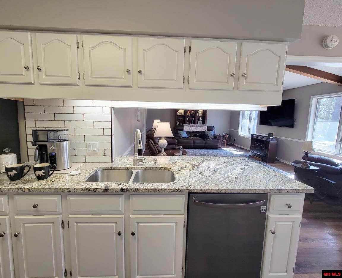 1169 PEBBLECREEK DRIVE Mountain Home, AR