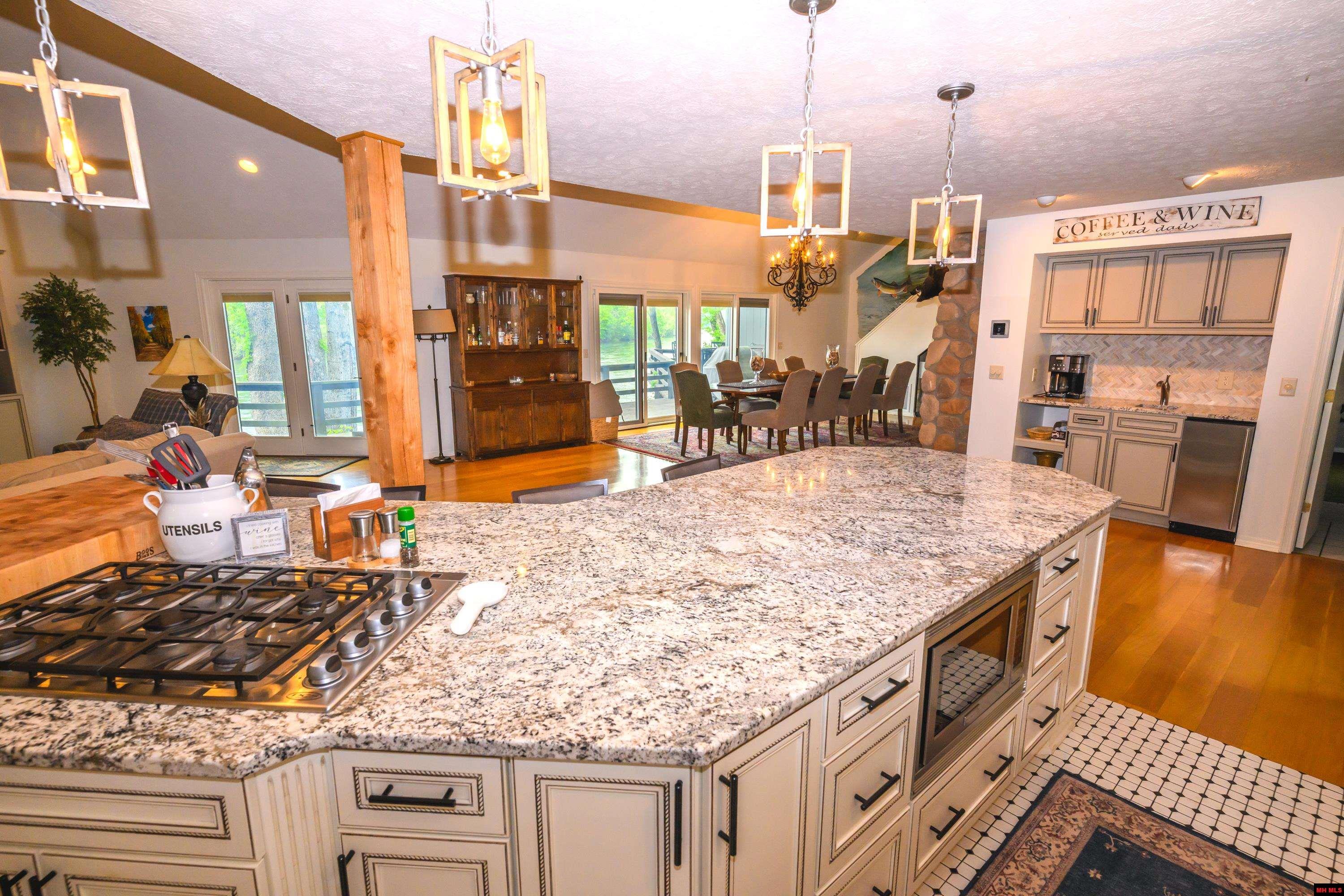 181 RIM SHOALS CP Mountain Home, AR
