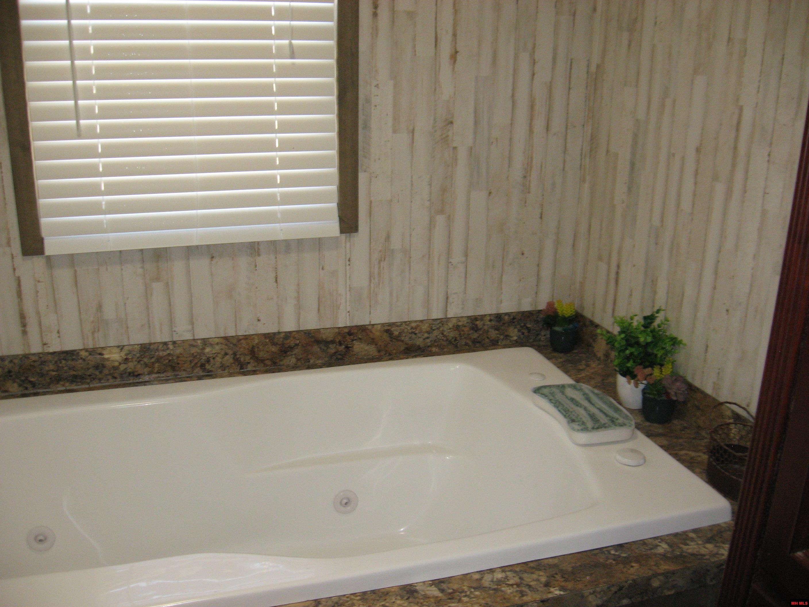 73 WENMESA TRAIL Mountain Home, AR