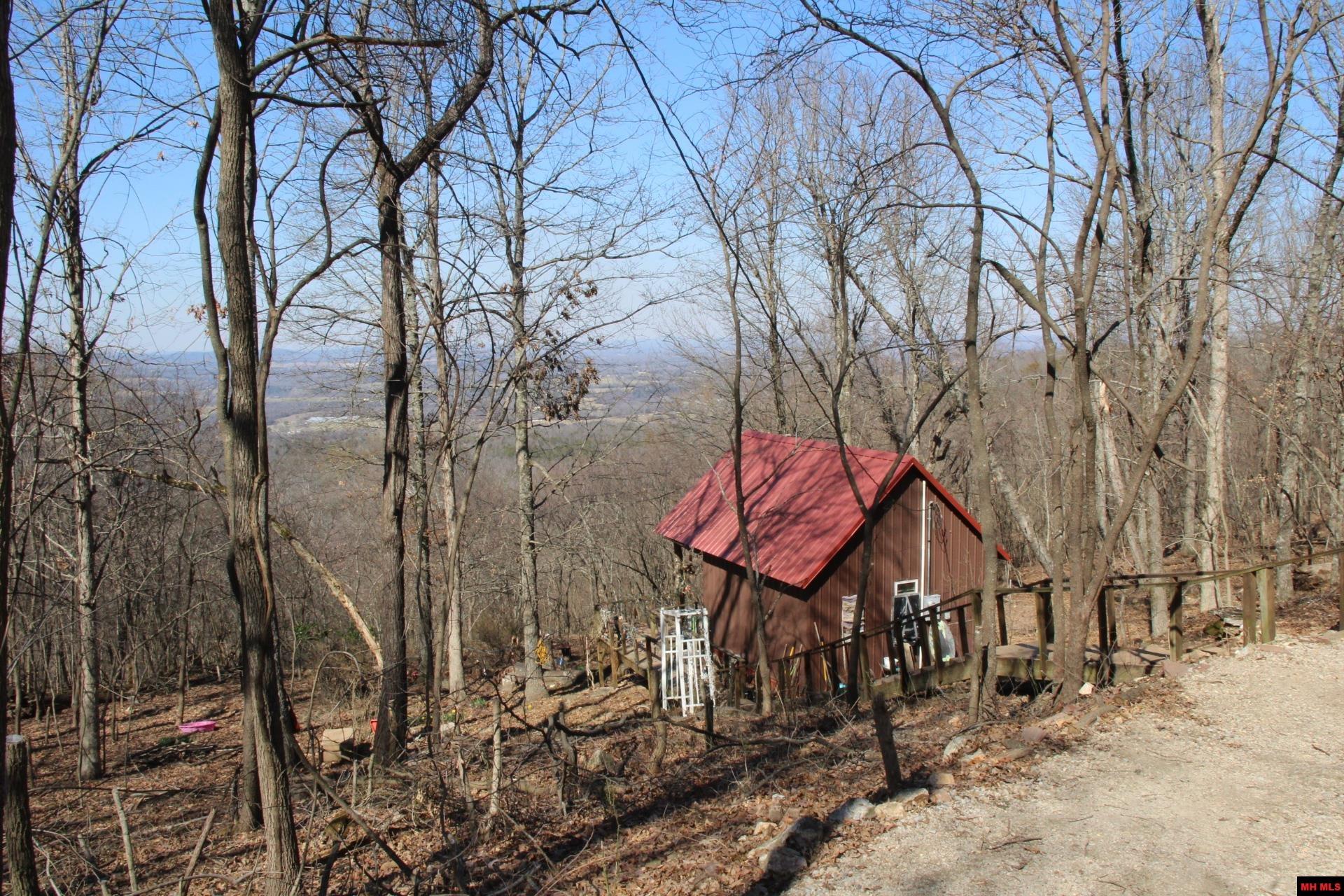 332 LONGWAY DRIVE Yellville, AR