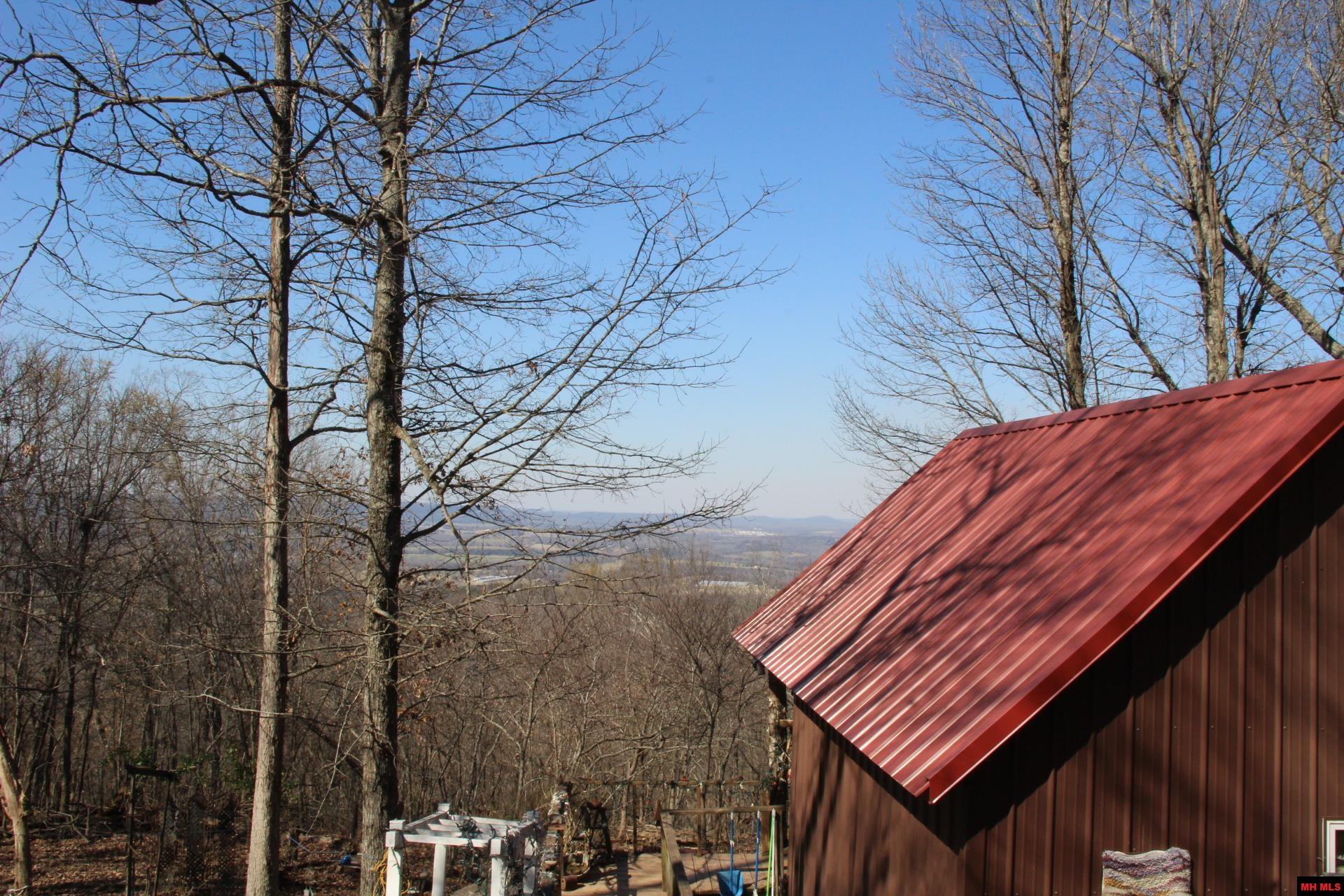 332 LONGWAY DRIVE Yellville, AR