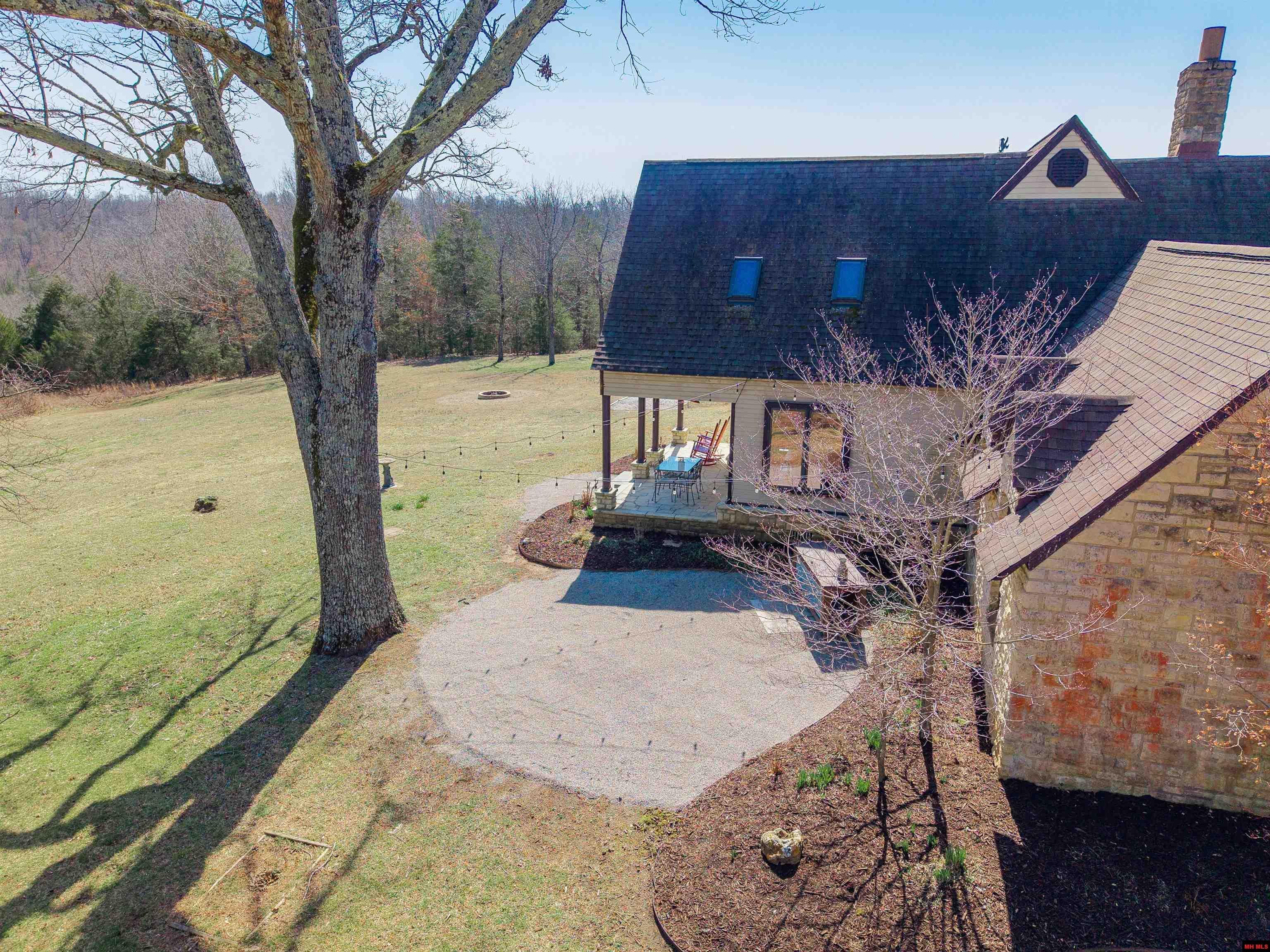 1046 SLICK ROCK ROAD Mountain Home, AR