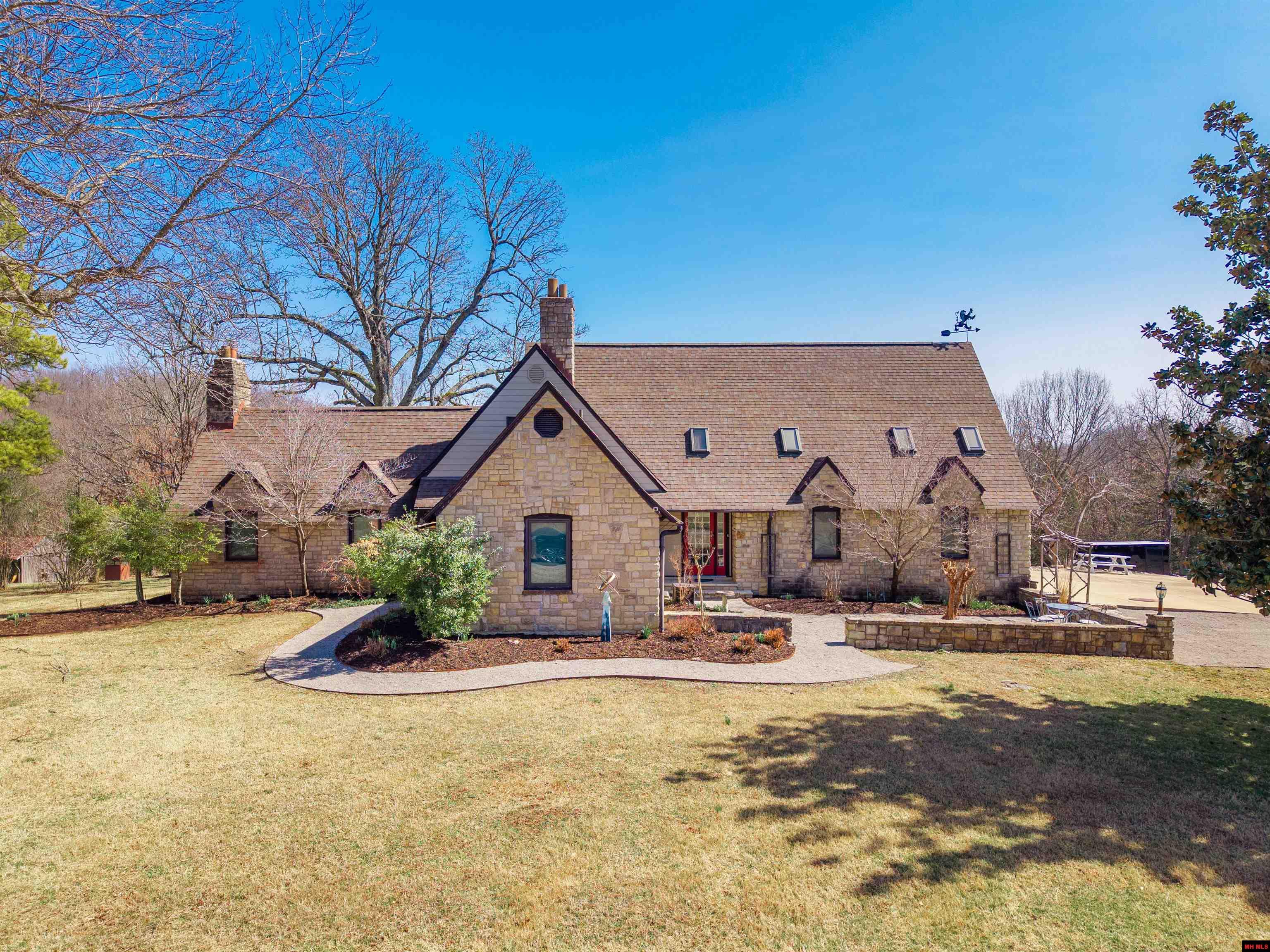 1046 SLICK ROCK ROAD Mountain Home, AR