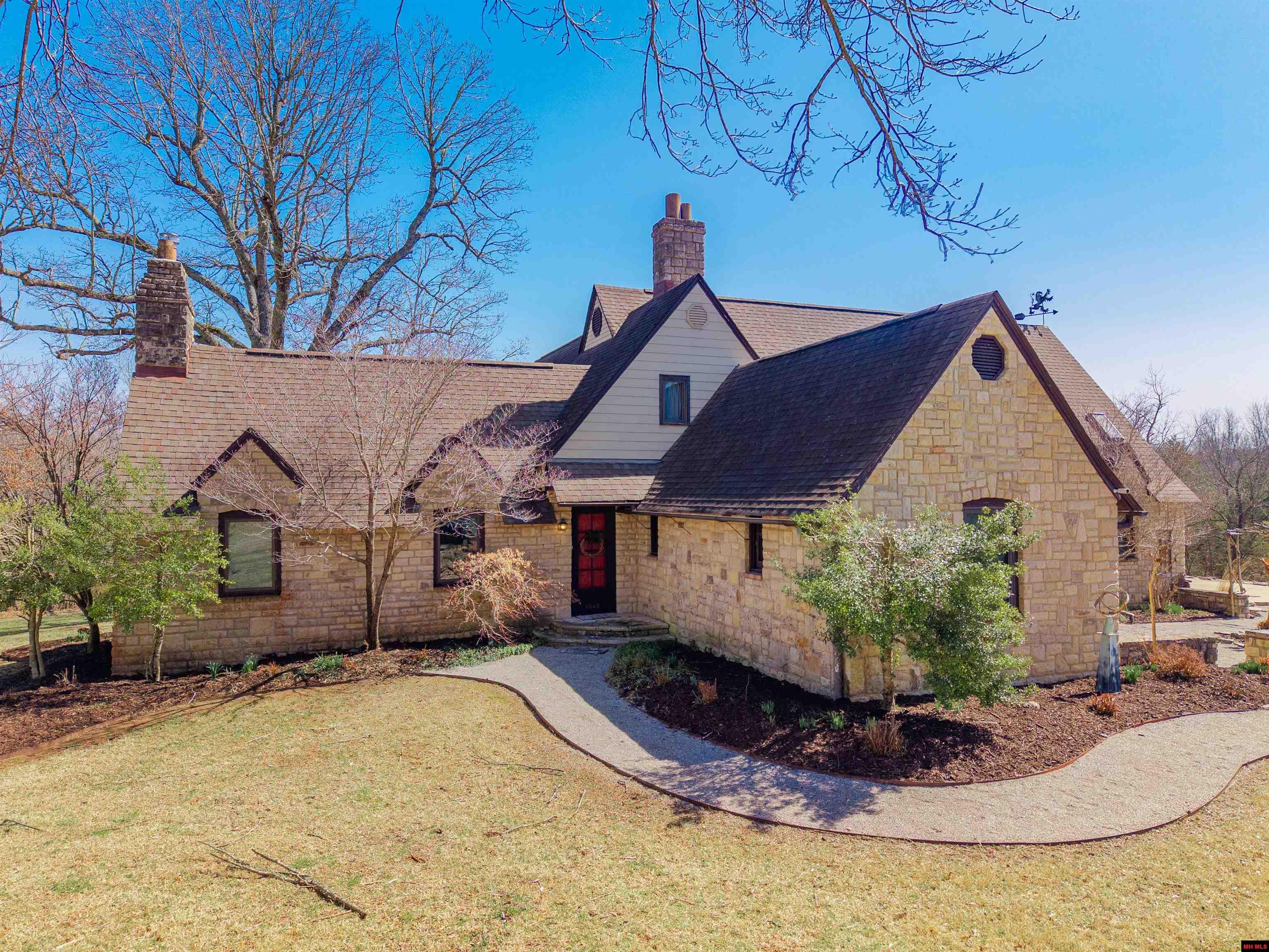 1046 SLICK ROCK ROAD Mountain Home, AR