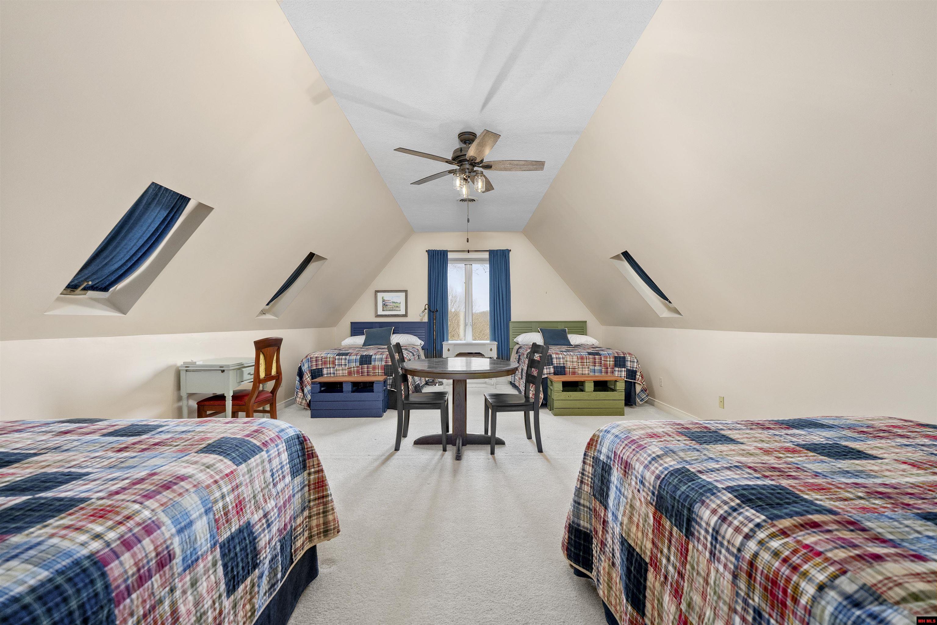 1046 SLICK ROCK ROAD Mountain Home, AR