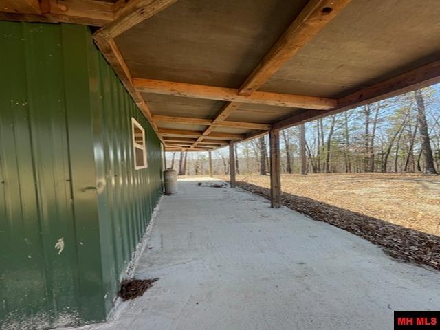 001-05015-000 Mackenzi Ridge Lane