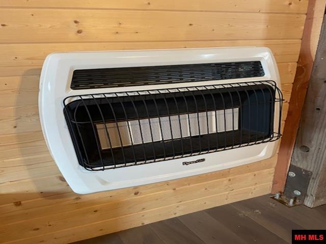 001-05015-000 Mackenzi Ridge Lane