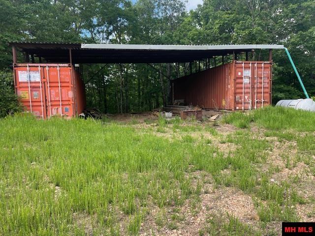 001-05015-000 Mackenzi Ridge Lane