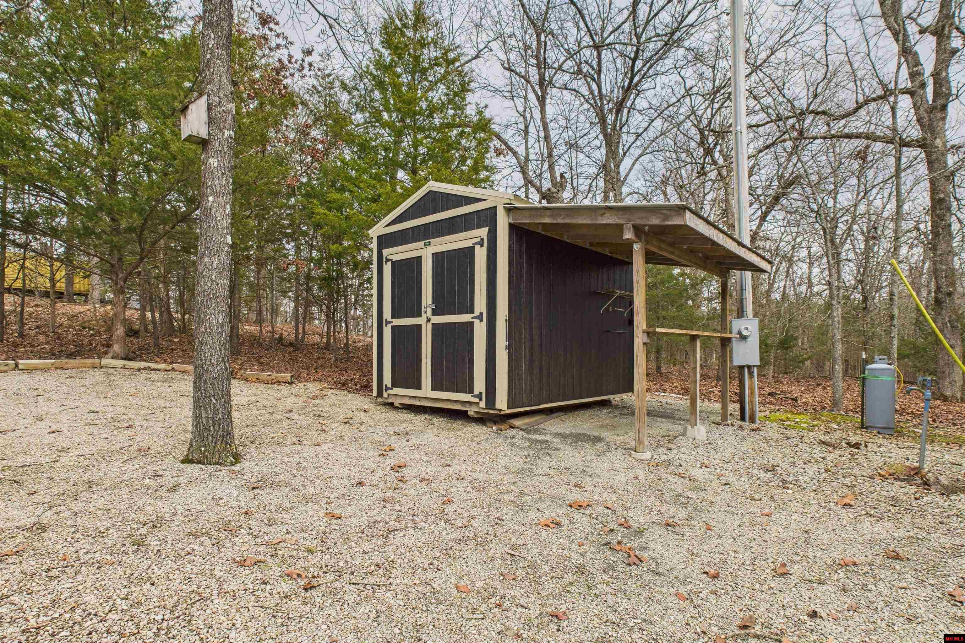 1282 CR 139 Elizabeth, AR