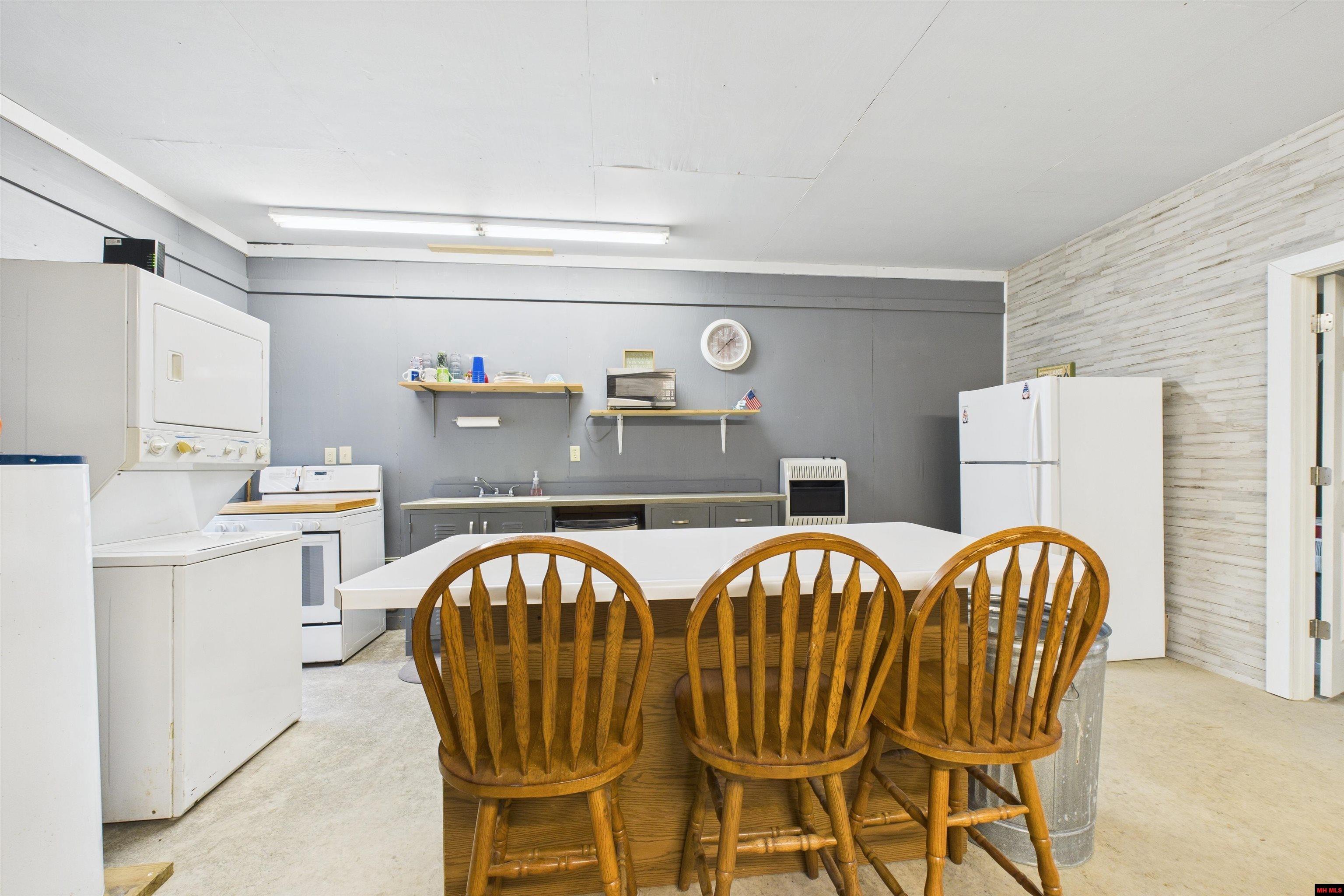 1282 CR 139 Elizabeth, AR